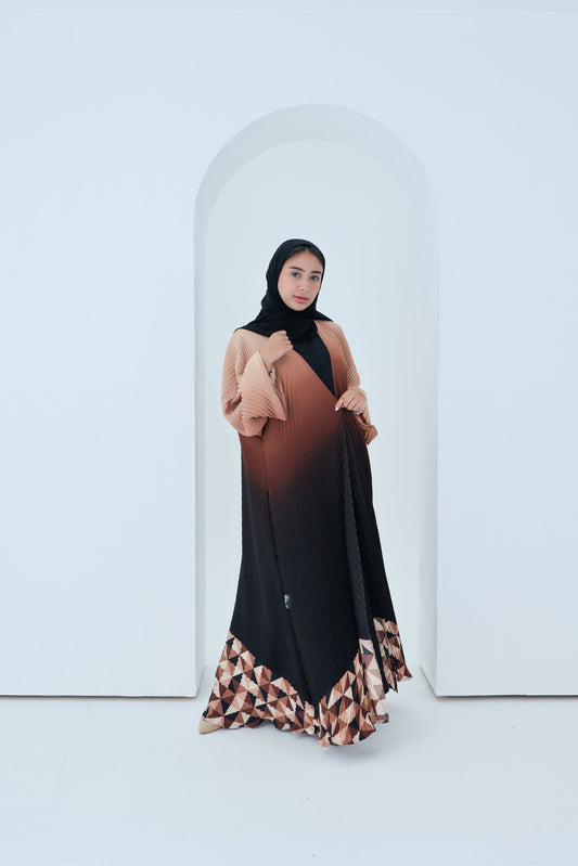 C-RTW-2x2-Pleated-Black-Abaya-10