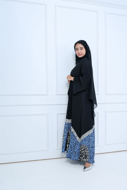 C-RTW-2x2-Pleated-Black-Abaya-05