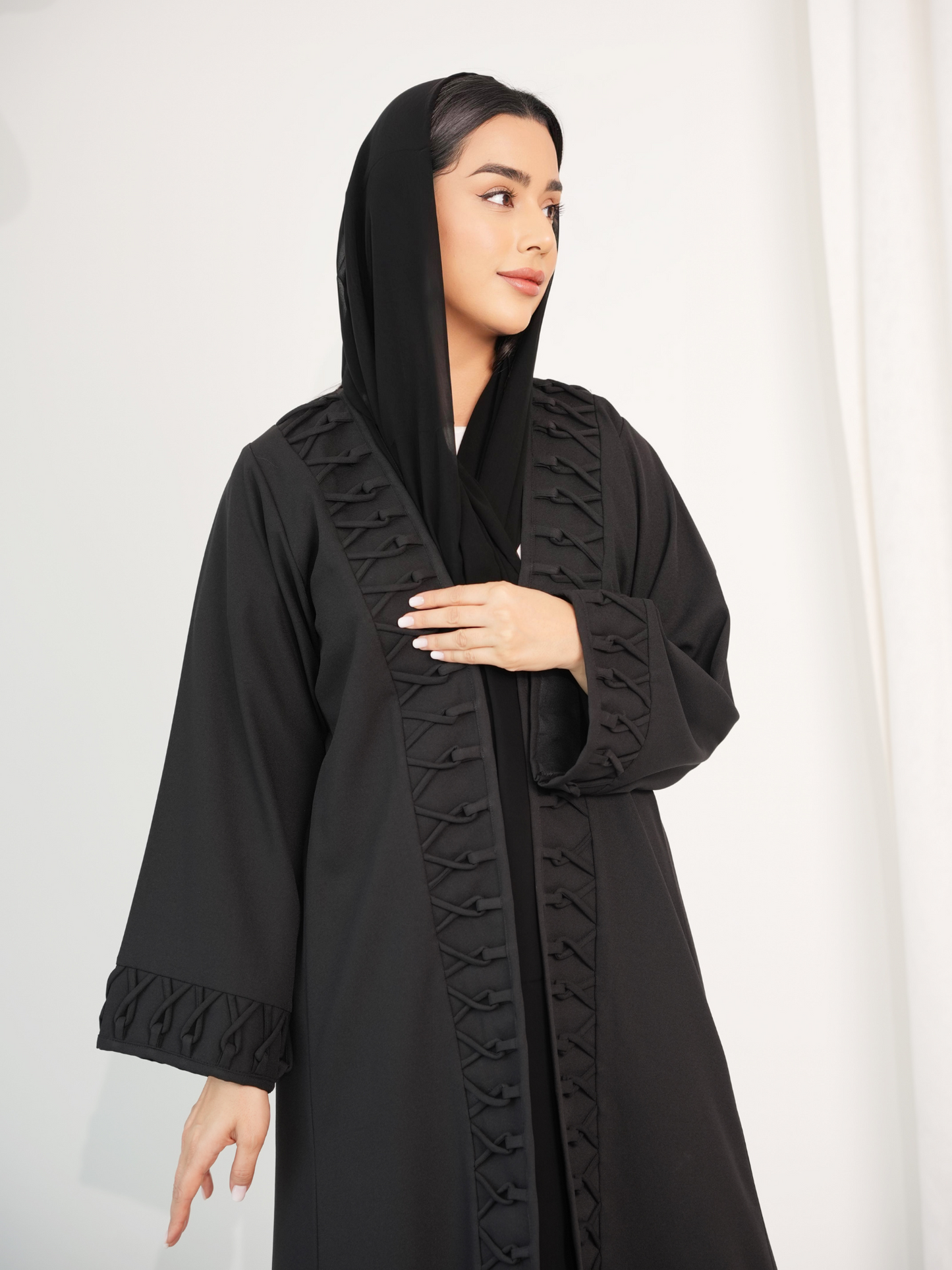 C 0390 Black Abaya