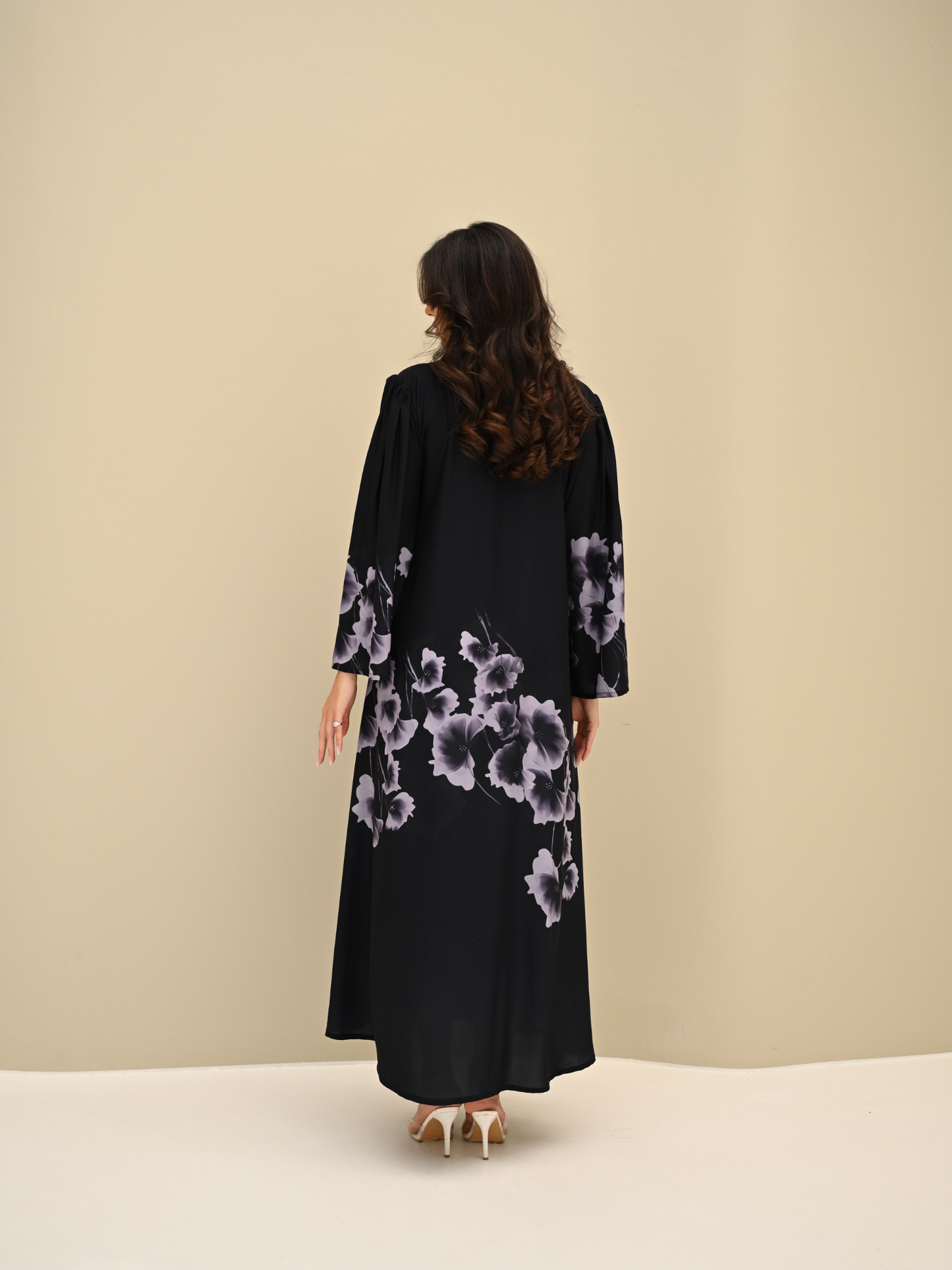 C 0425 Black Grey Printed Abaya