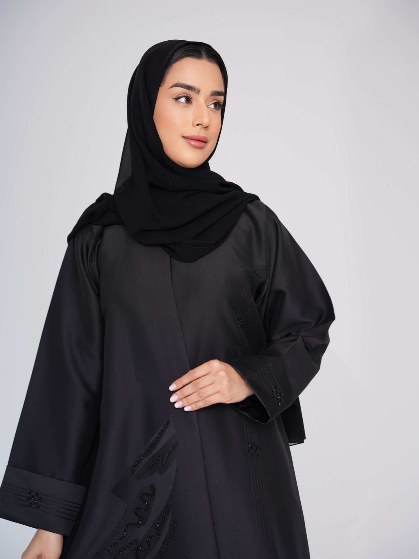 C 0402 Black Abaya