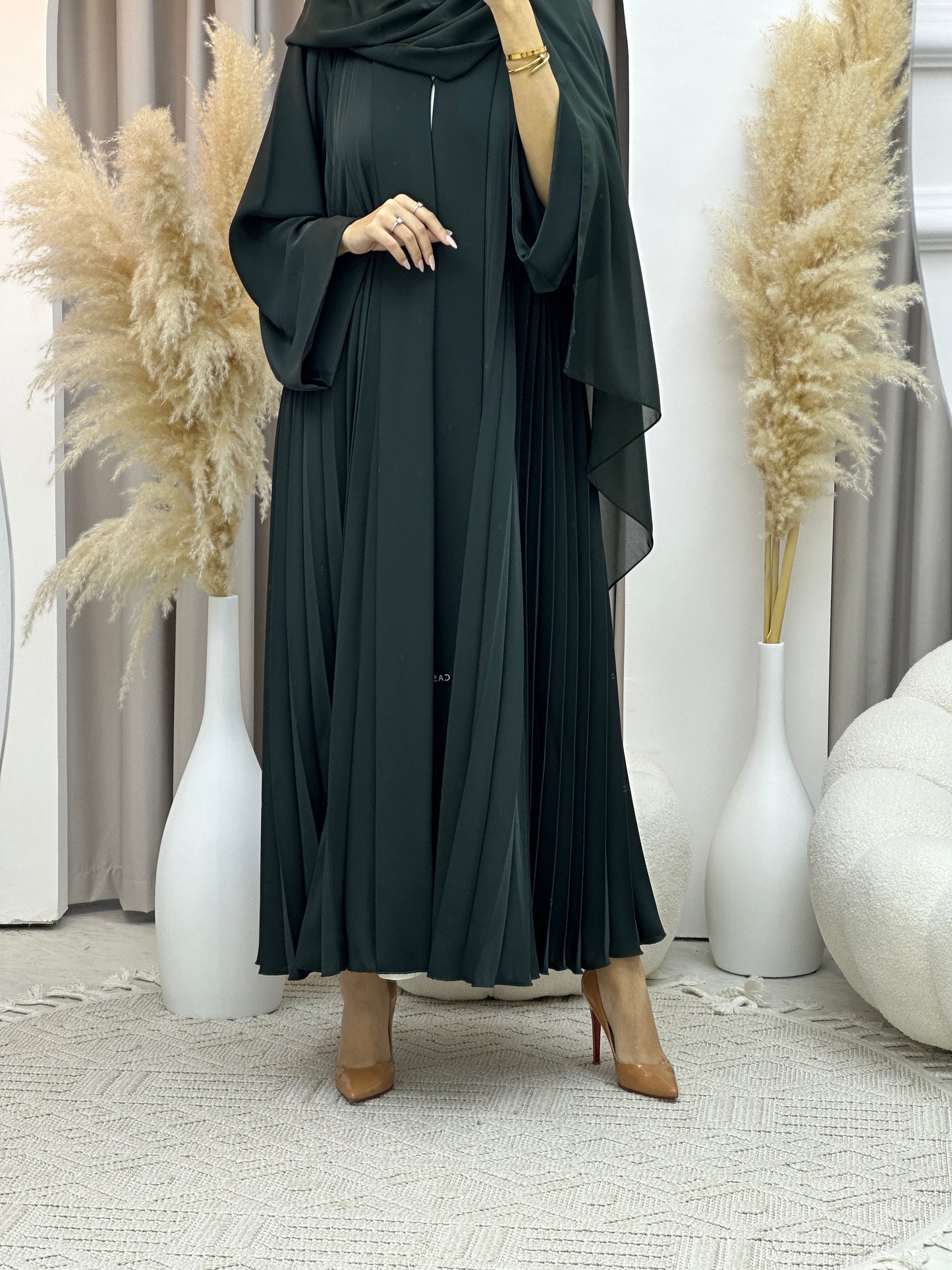 C Plain Green Pleated Abaya Set