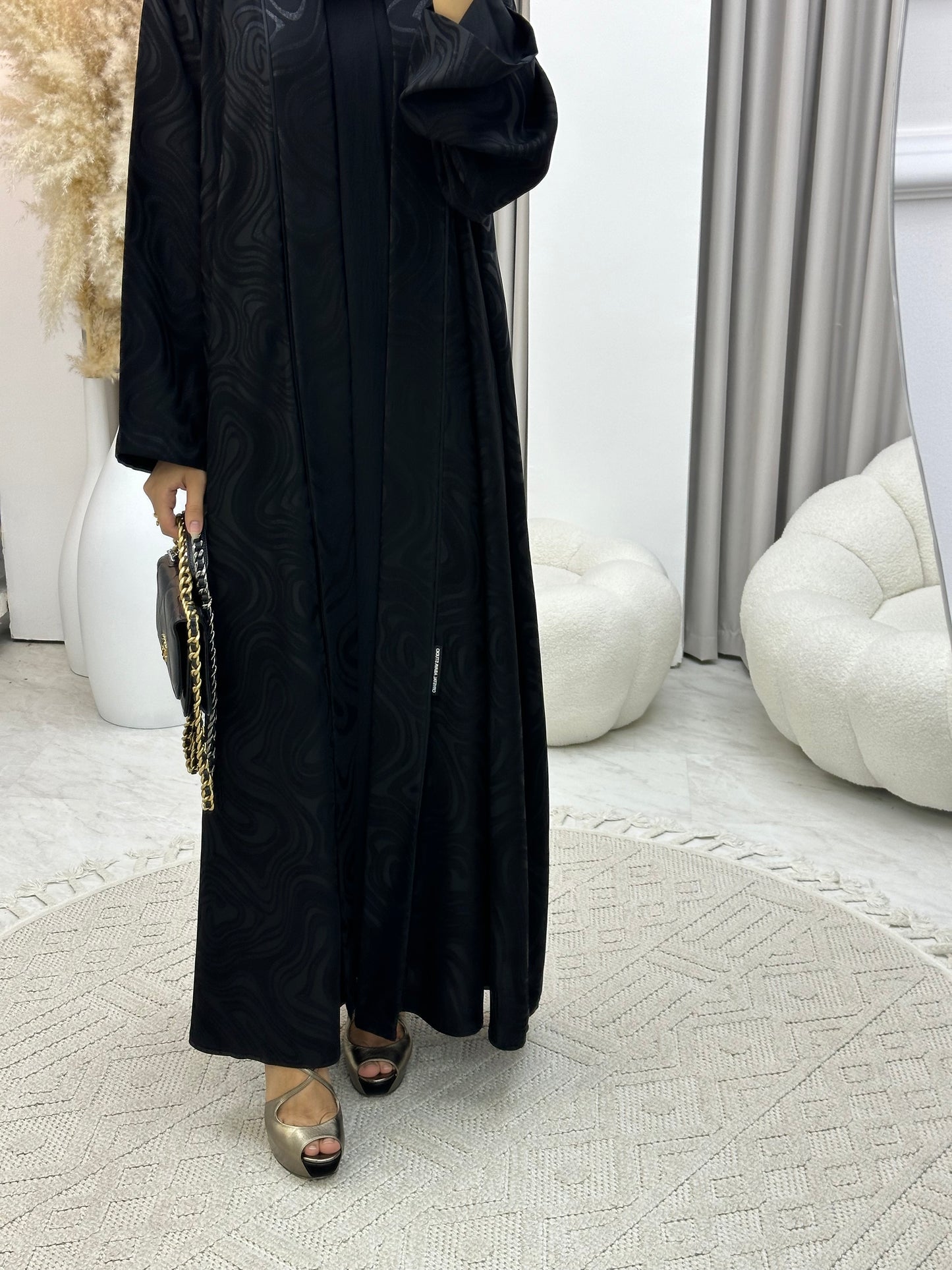 C 0291-01 Black Marble Abaya