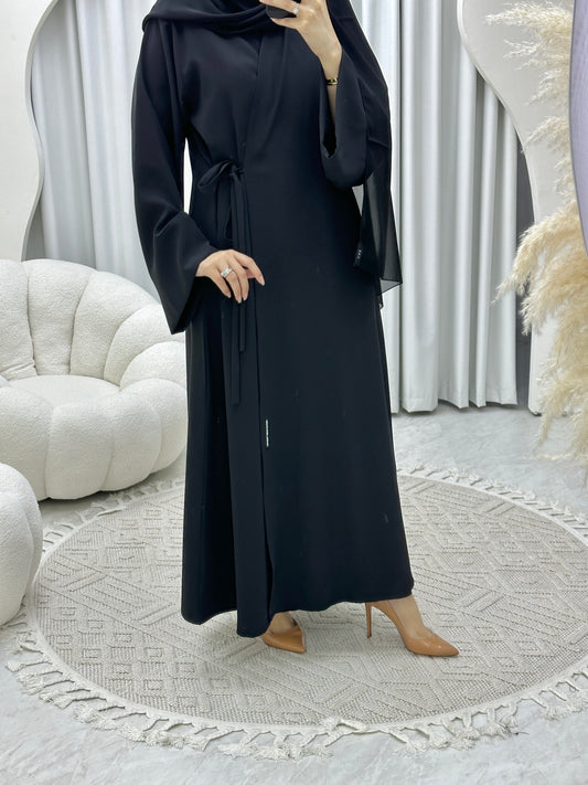 C Overlap TieKnot Black Abaya