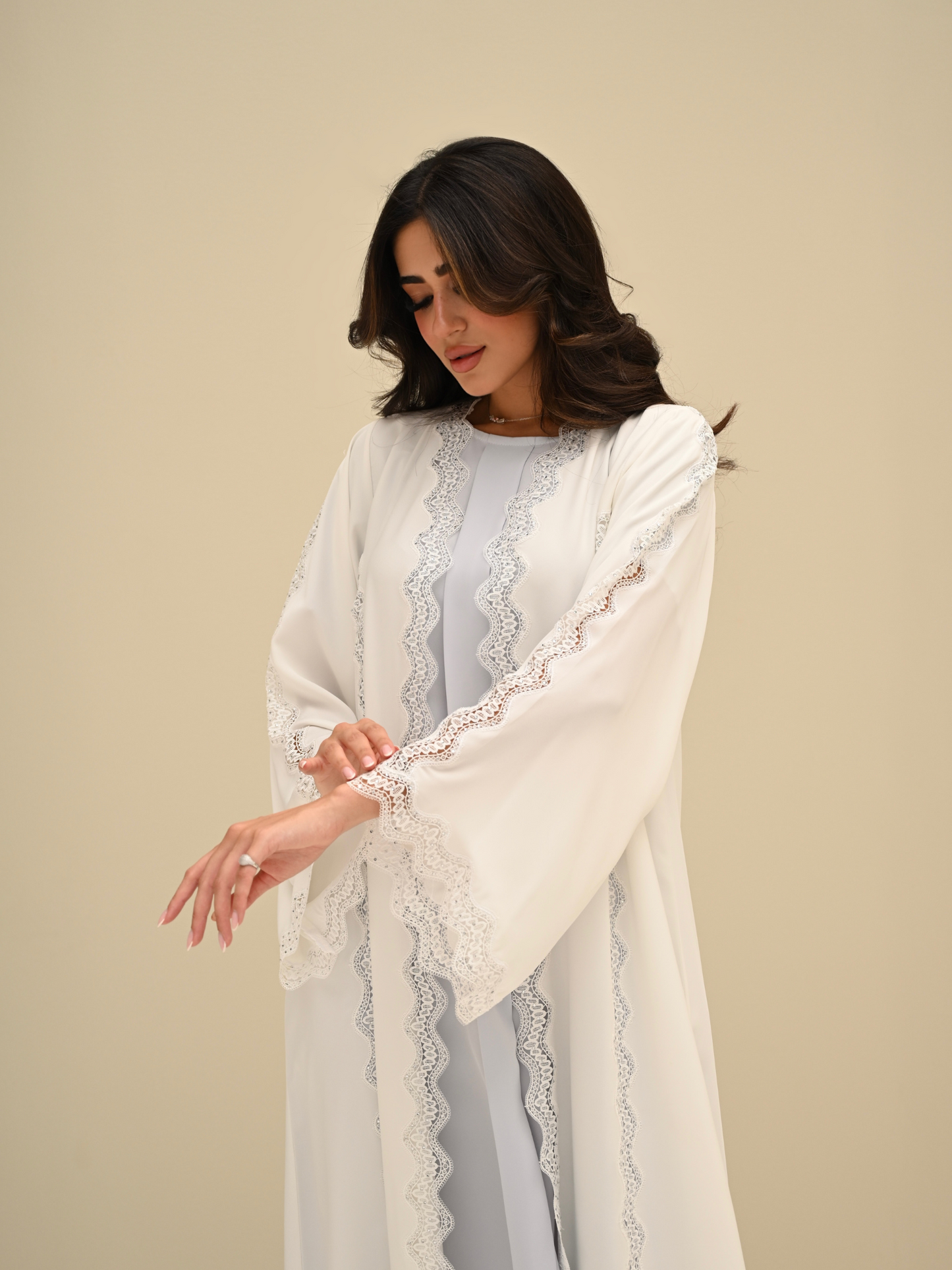 C 0422 White Lace Abaya