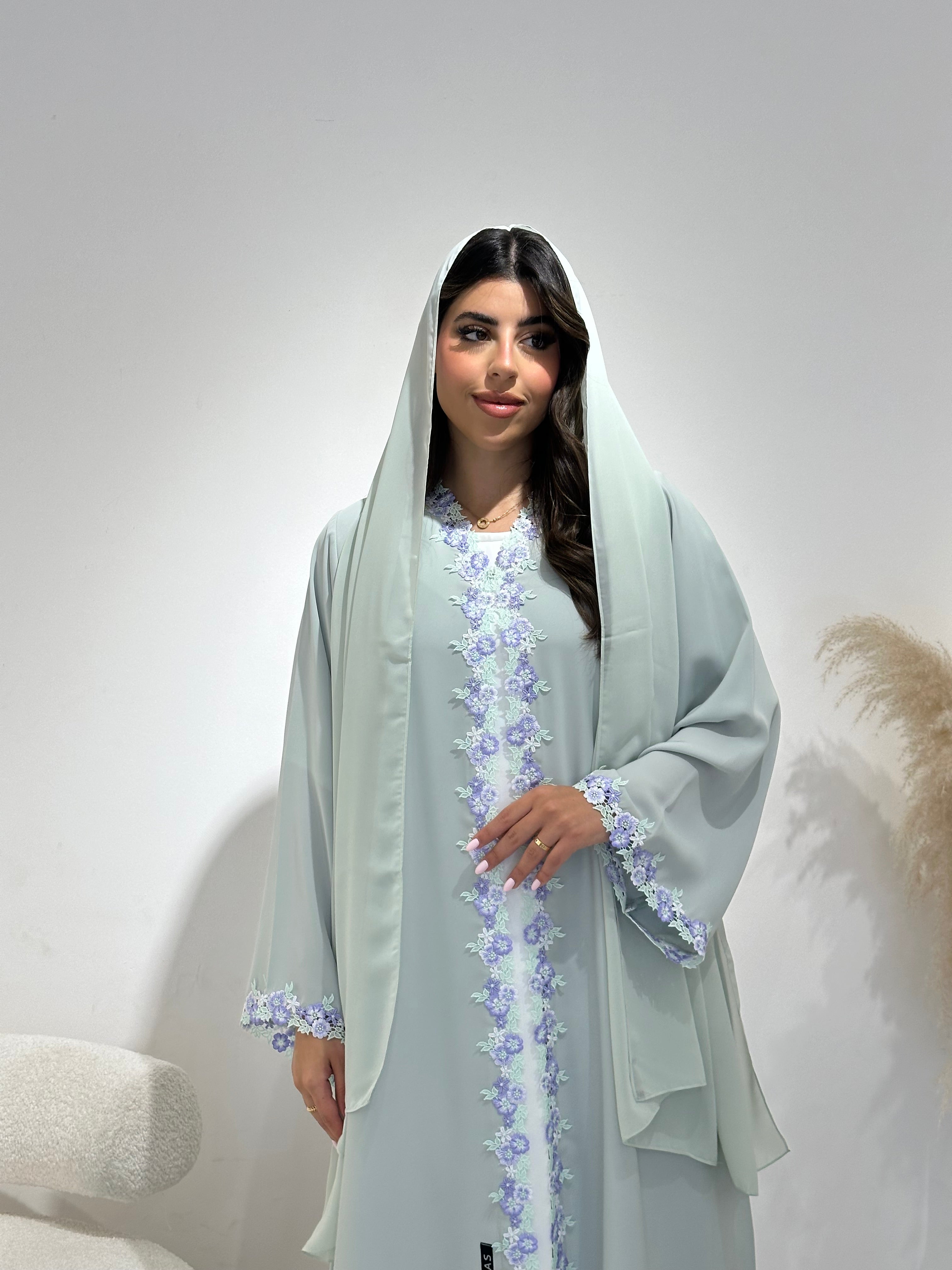 C 1417-01 Mint Floral Lace Abaya