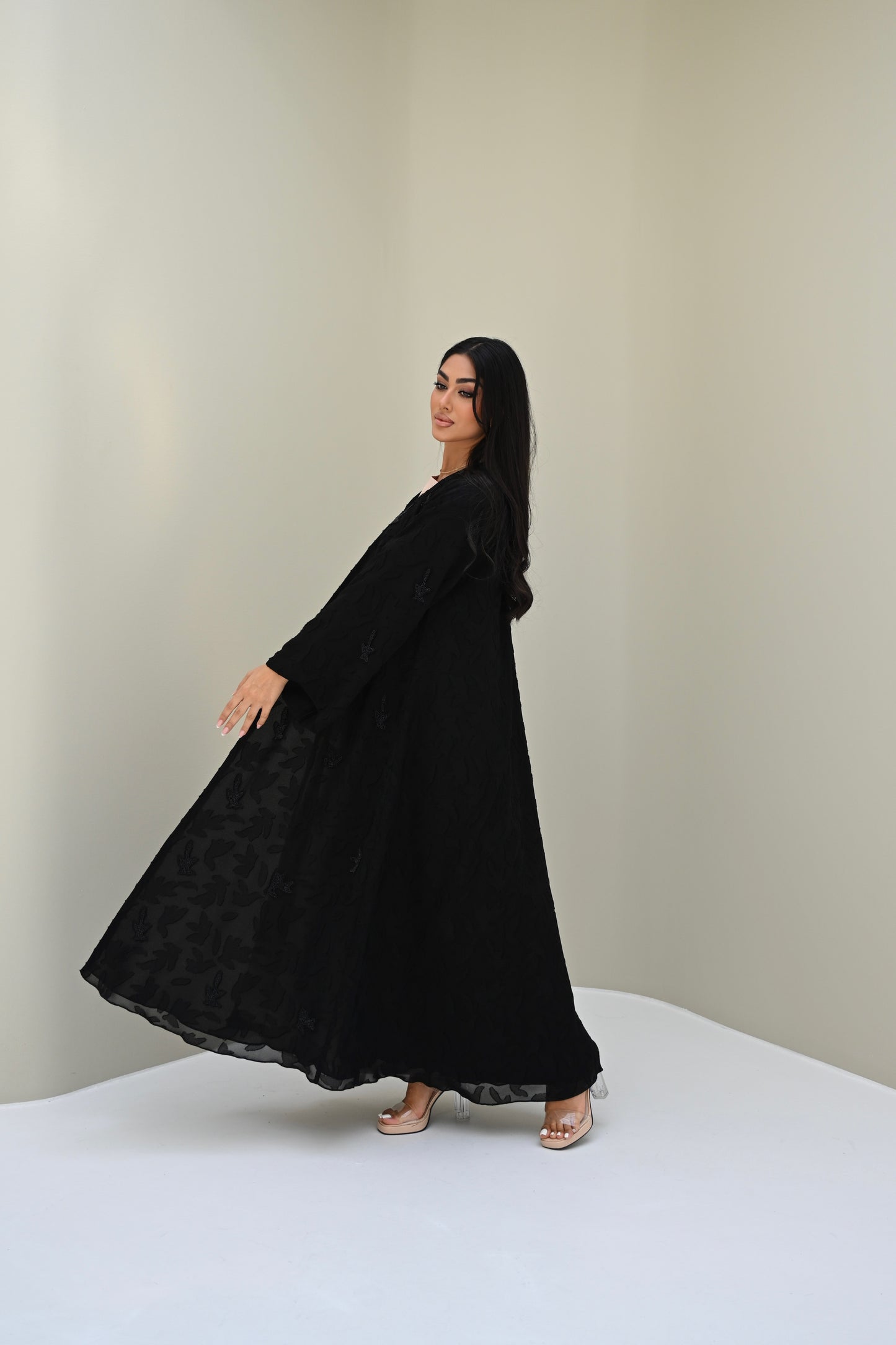 C 0520 Black Work Abaya