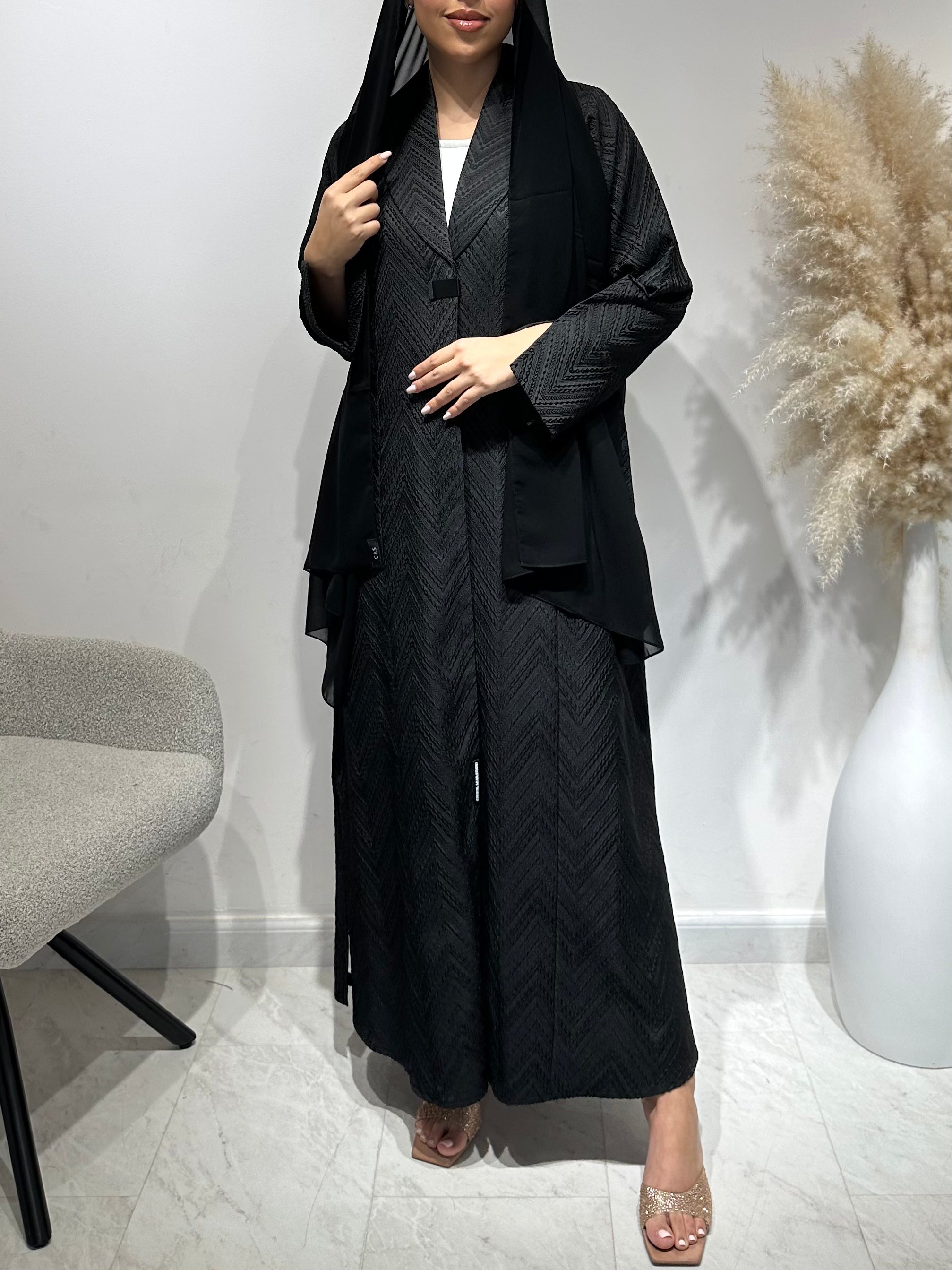 C 1637 Black Coat Abaya