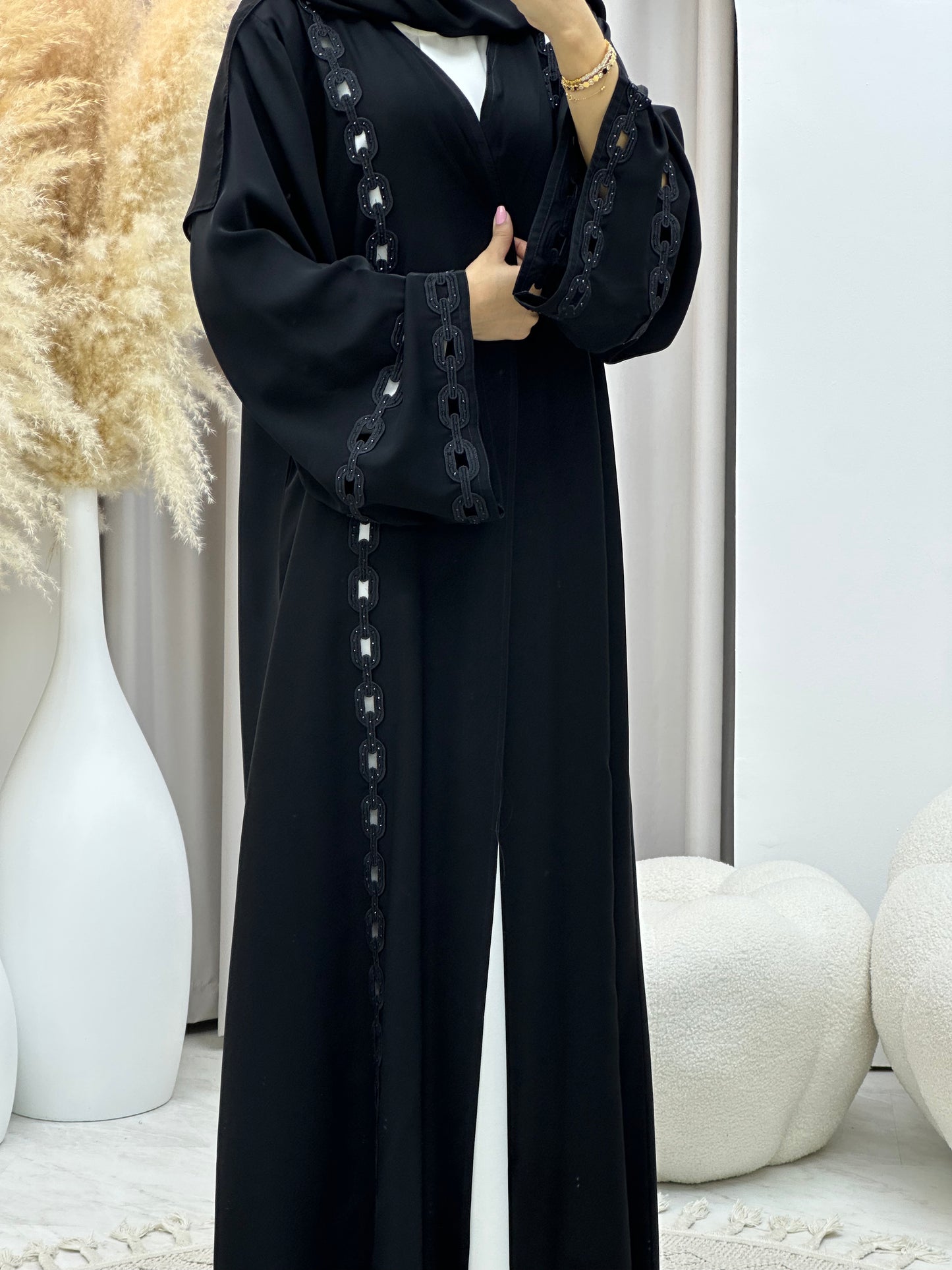 C 0477 Black Classic Lace Abaya