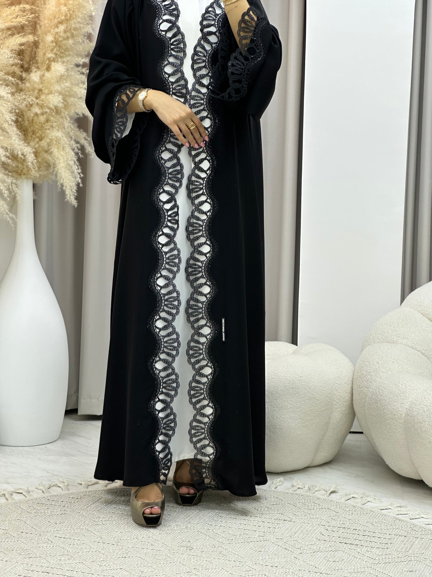 C 0478 Black Classic Lace Abaya