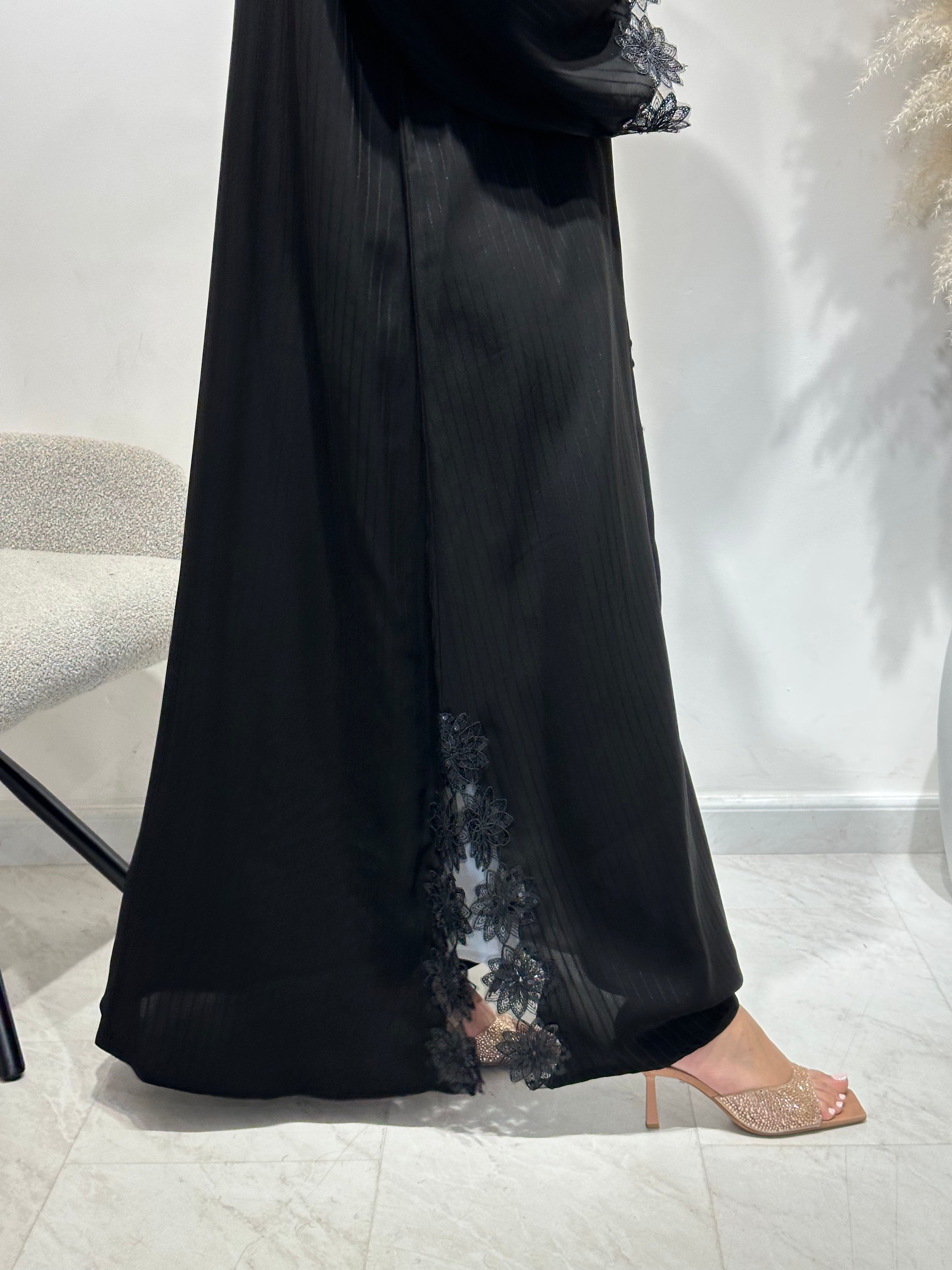 C 1638 Black Floral Lace Abaya