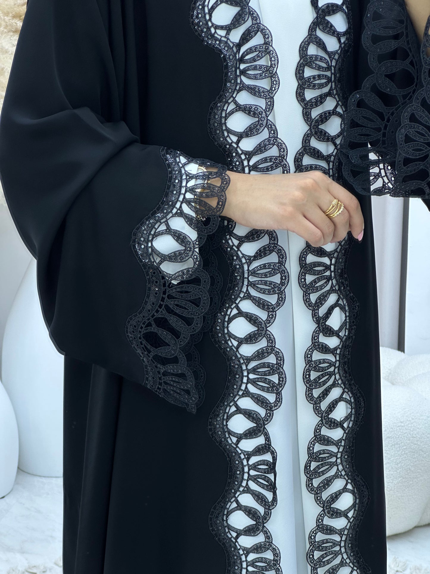 C 0478 Black Classic Lace Abaya