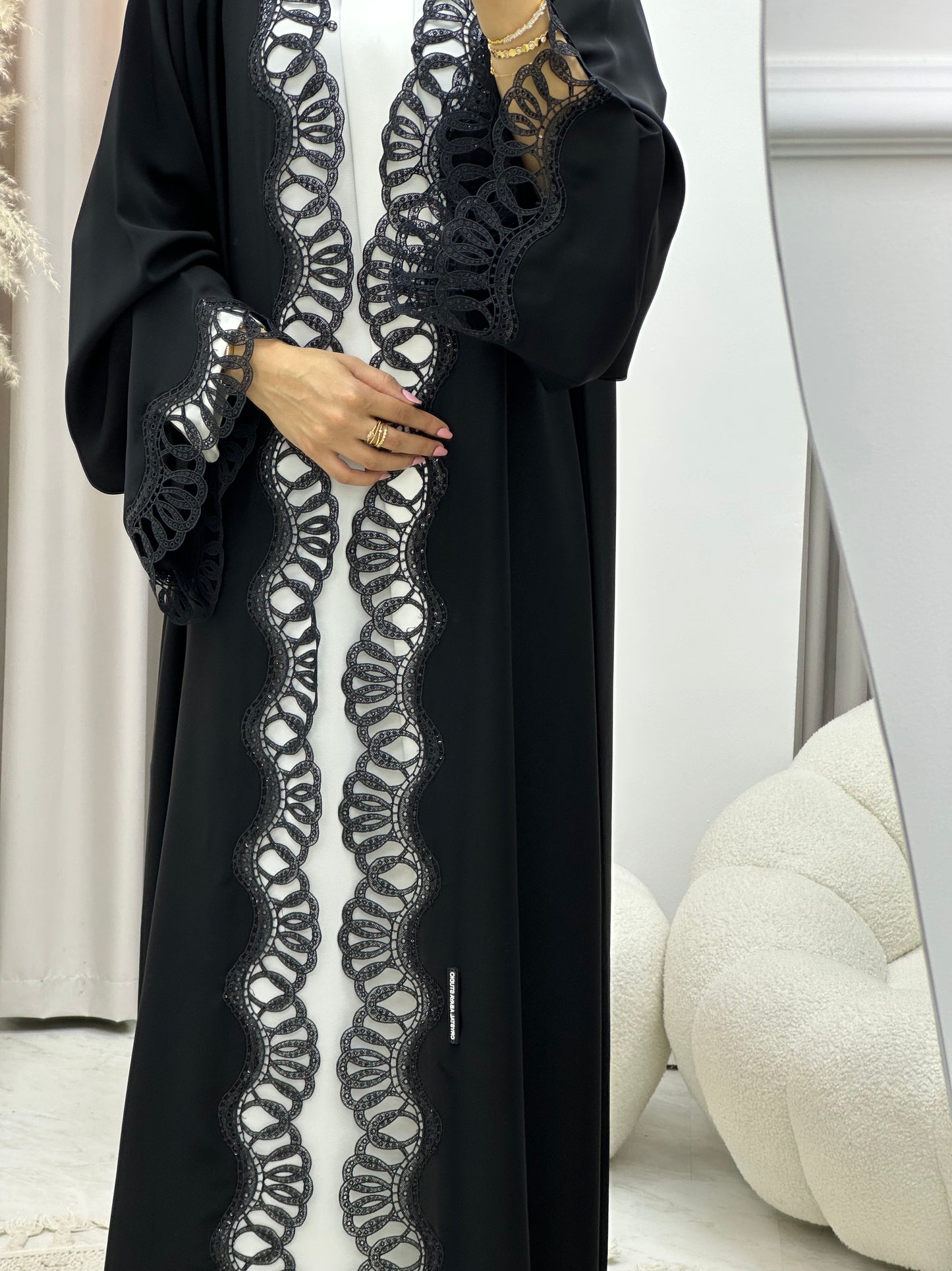 C 0478 Black Classic Lace Abaya