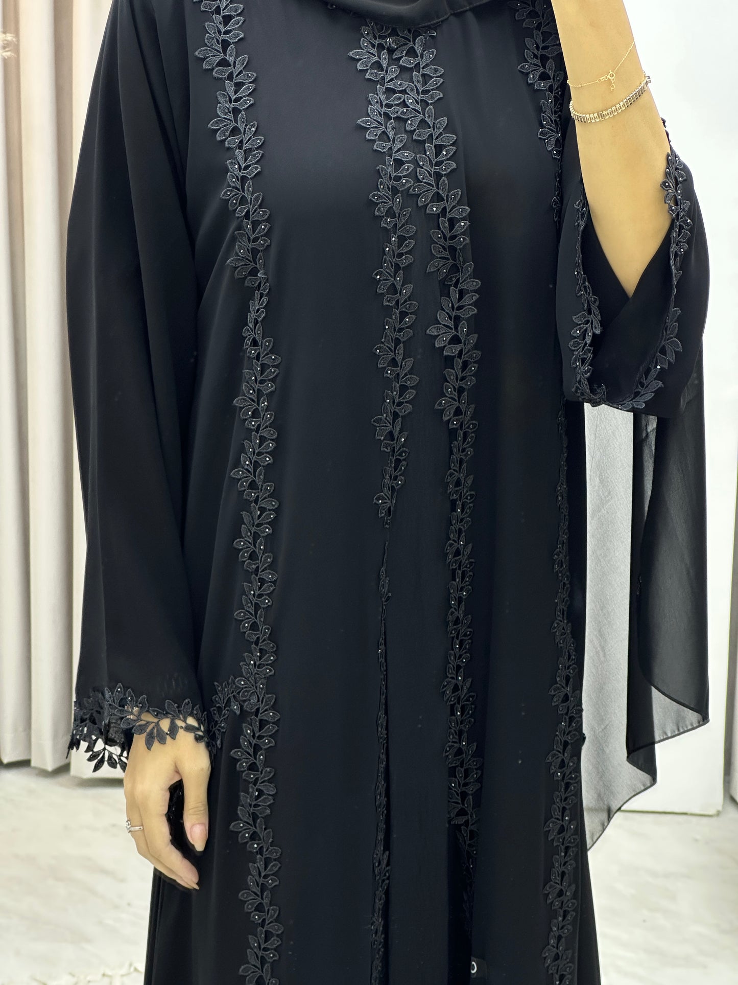 C Classic Black Lace Abaya Set