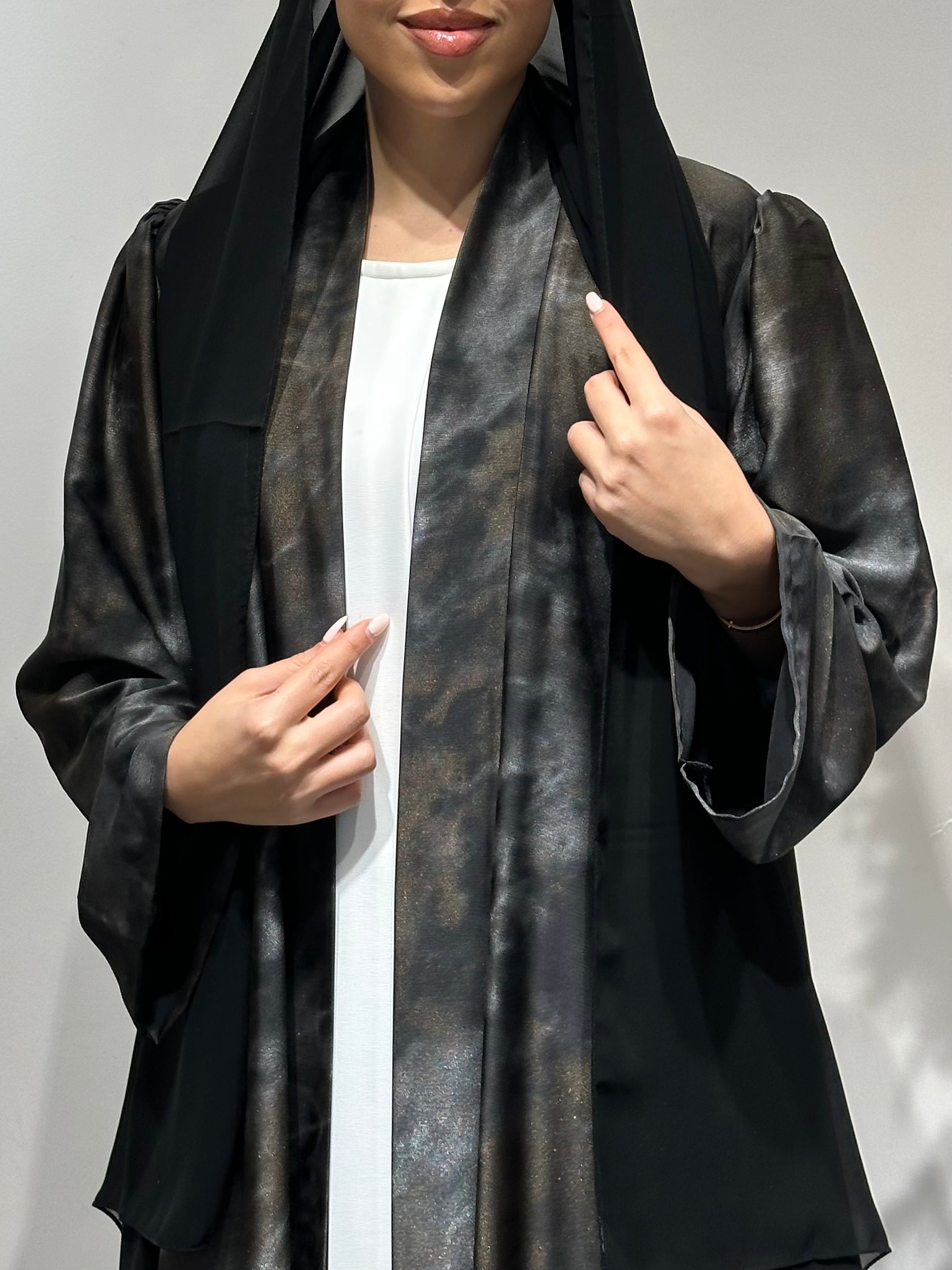 C 1641 Grey Shimmer Abaya