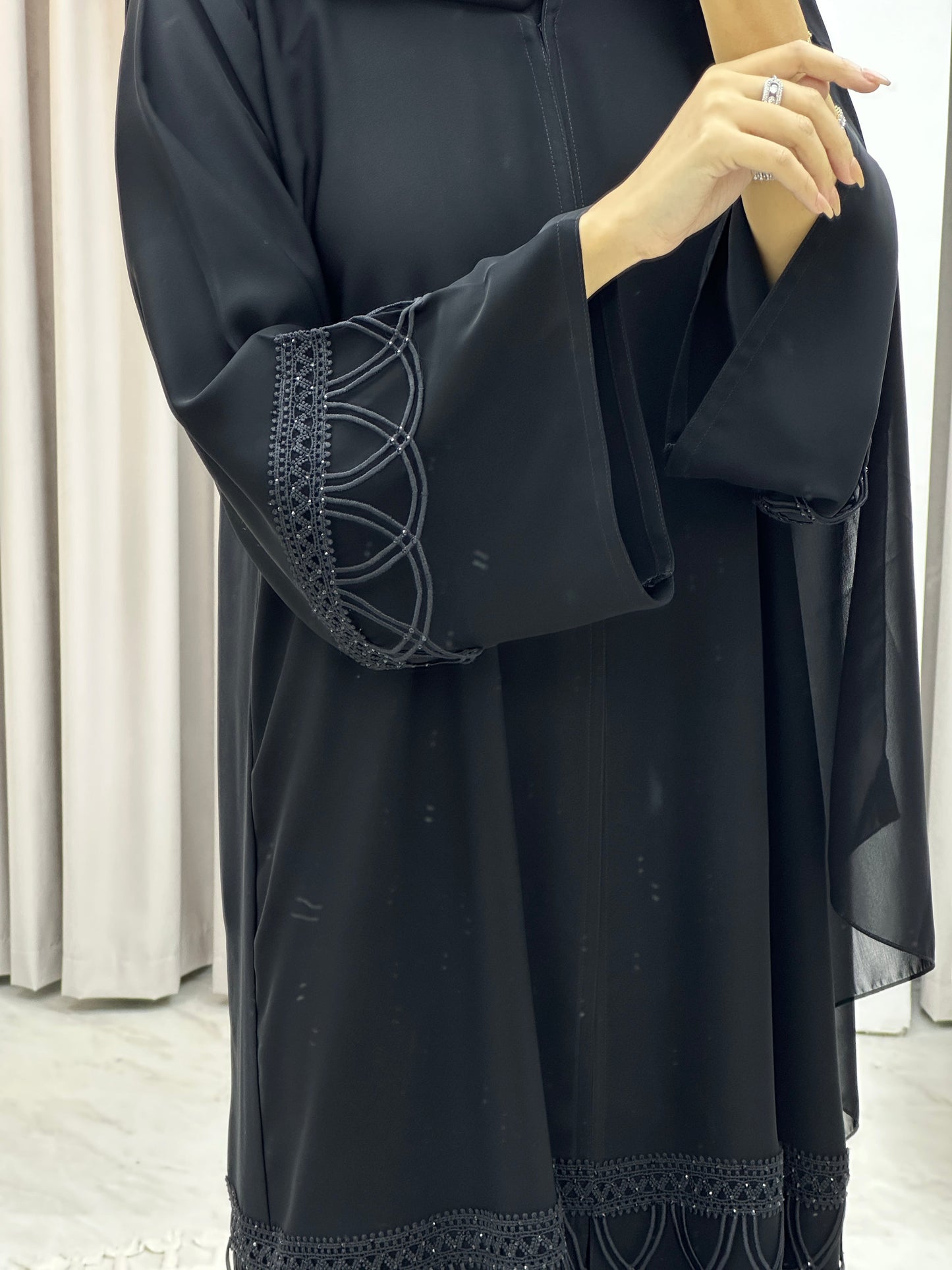 C RTW Black Scallops Lace Abaya Set