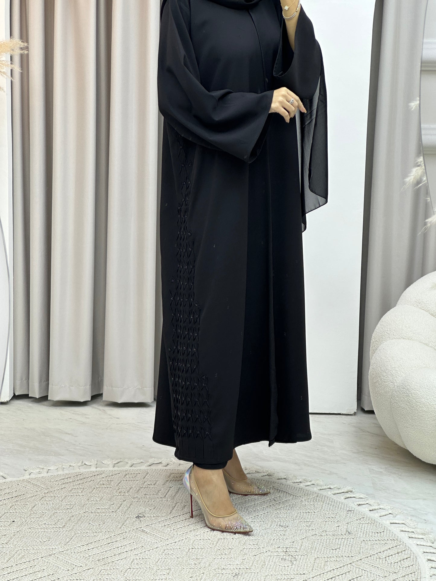 C Black Criss Cross Abaya Set