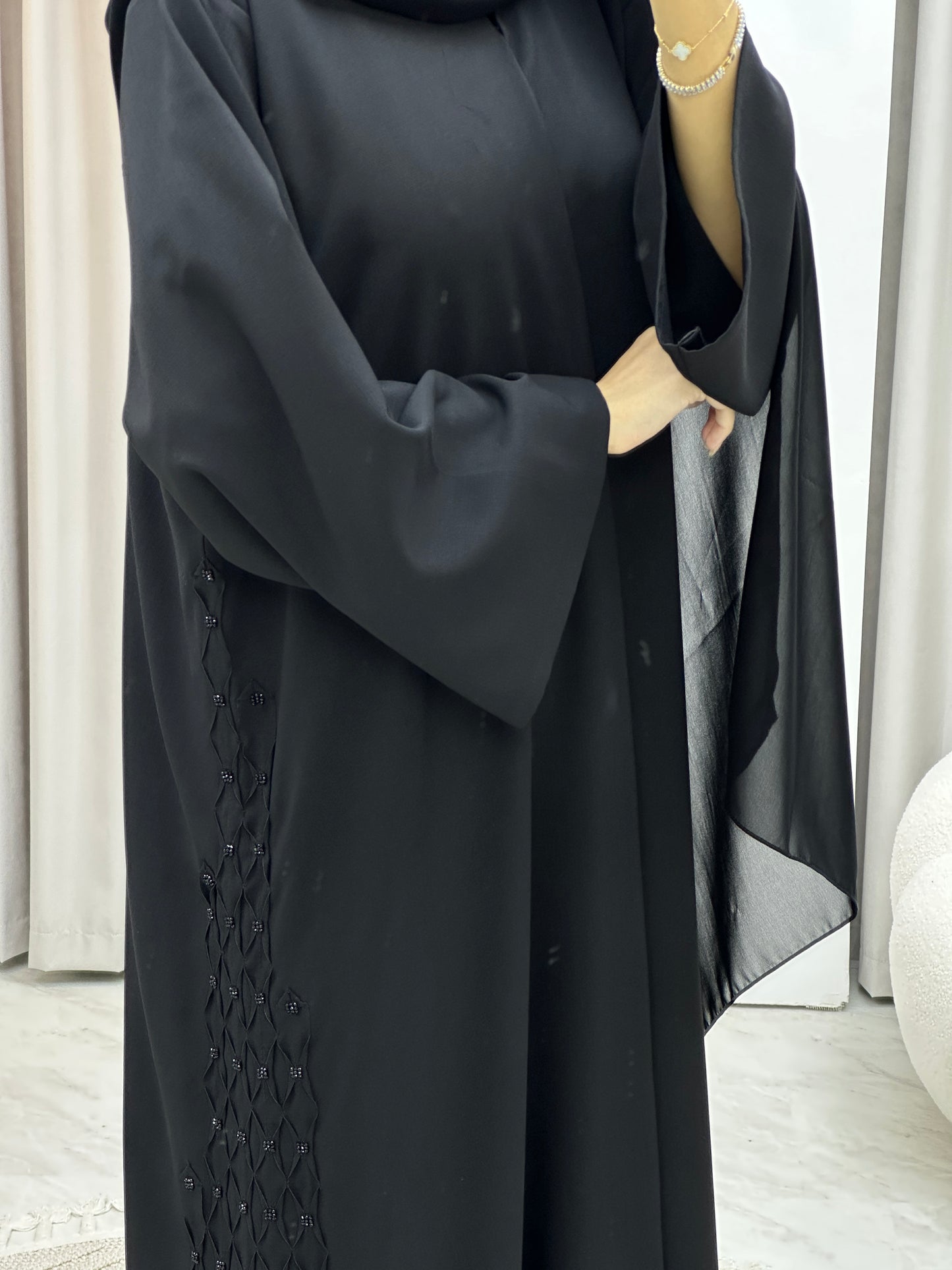 C Black Criss Cross Abaya Set