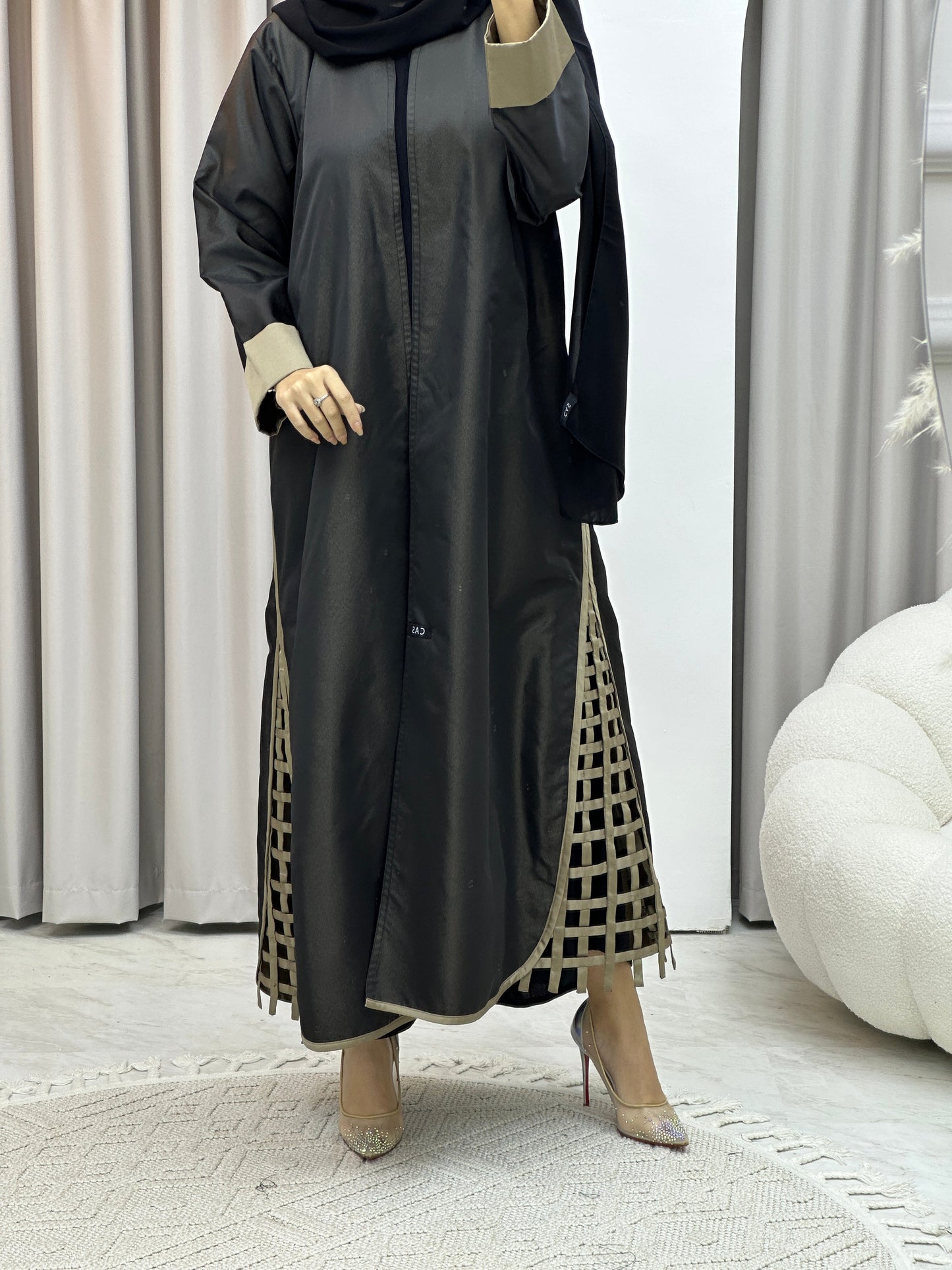 C RTW Black Beige Mesh Panel Abaya Set