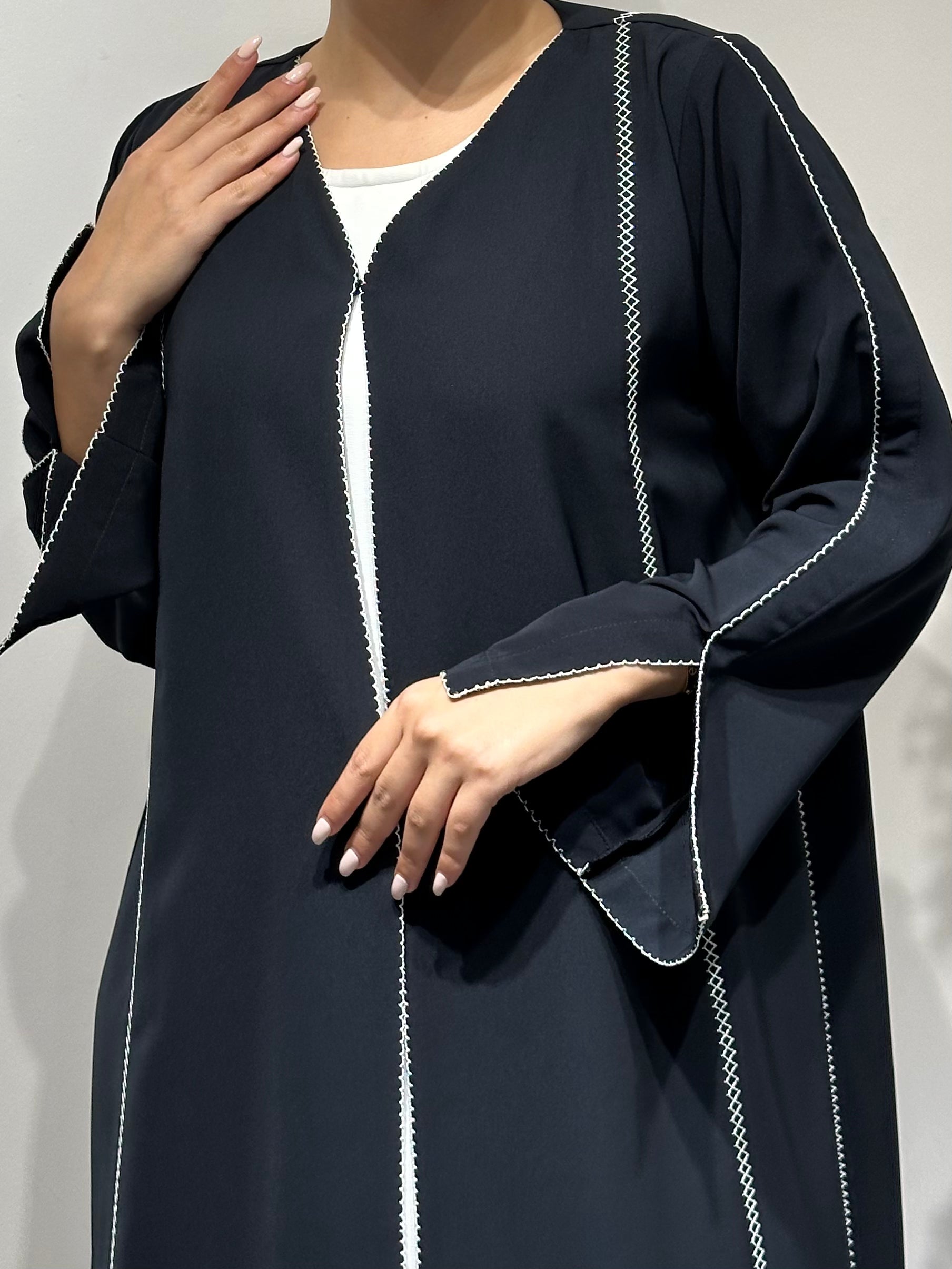 C 1646 Dark Navy Embroidered Abaya
