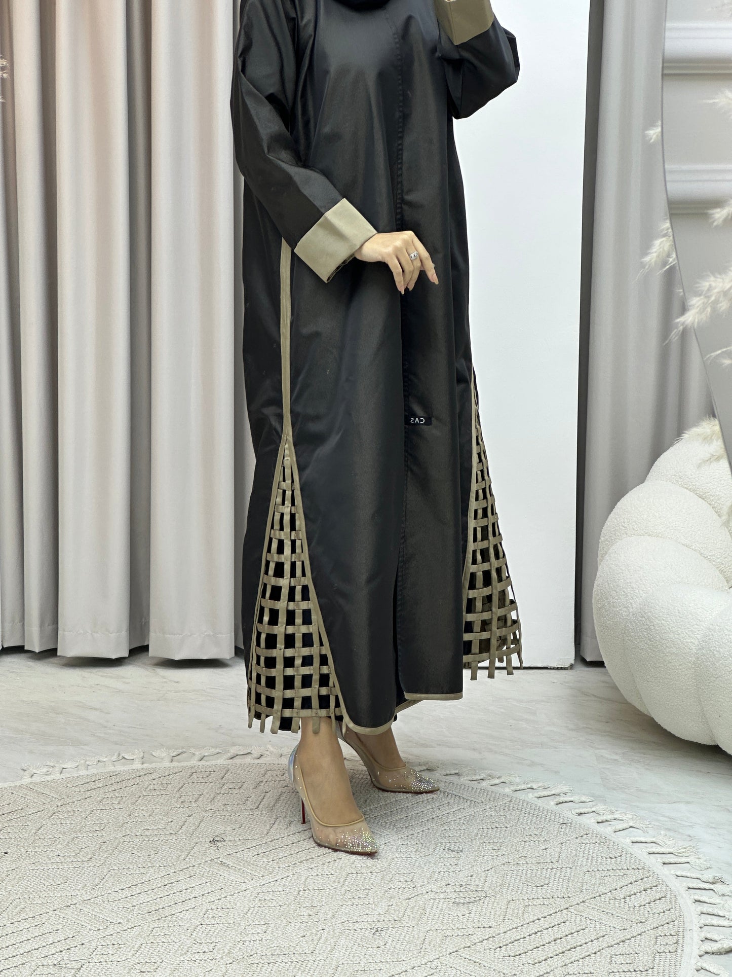 C RTW Black Beige Mesh Panel Abaya Set