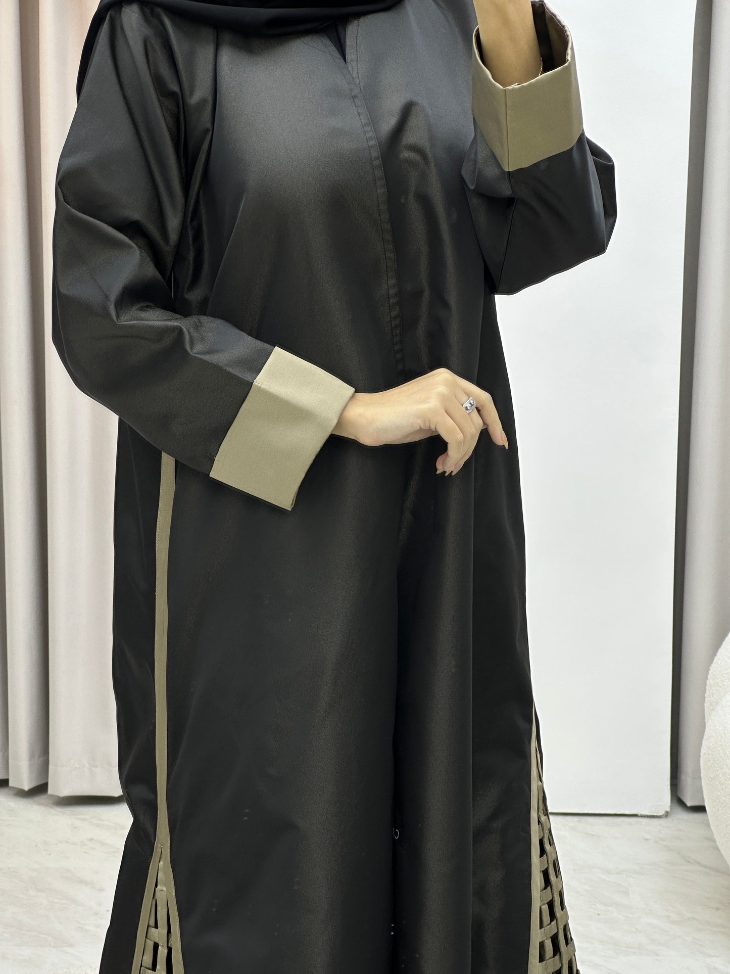 C RTW Black Beige Mesh Panel Abaya Set