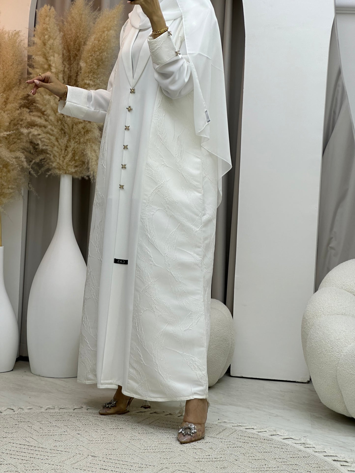 C 0076 White Jacquard Abaya