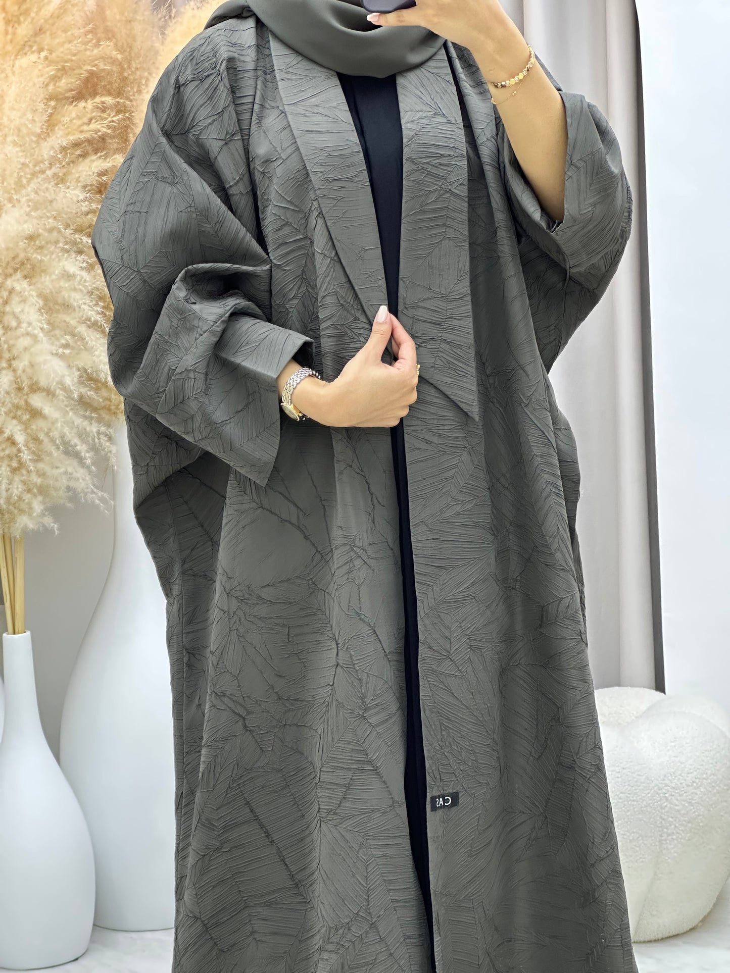 C 0427 Tan Bisht Abaya