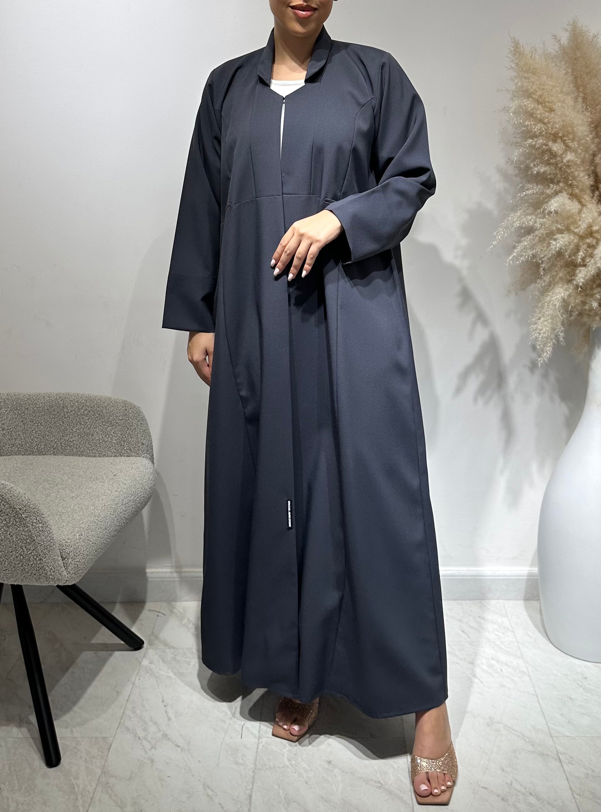 C 1650 Dark Grey Abaya