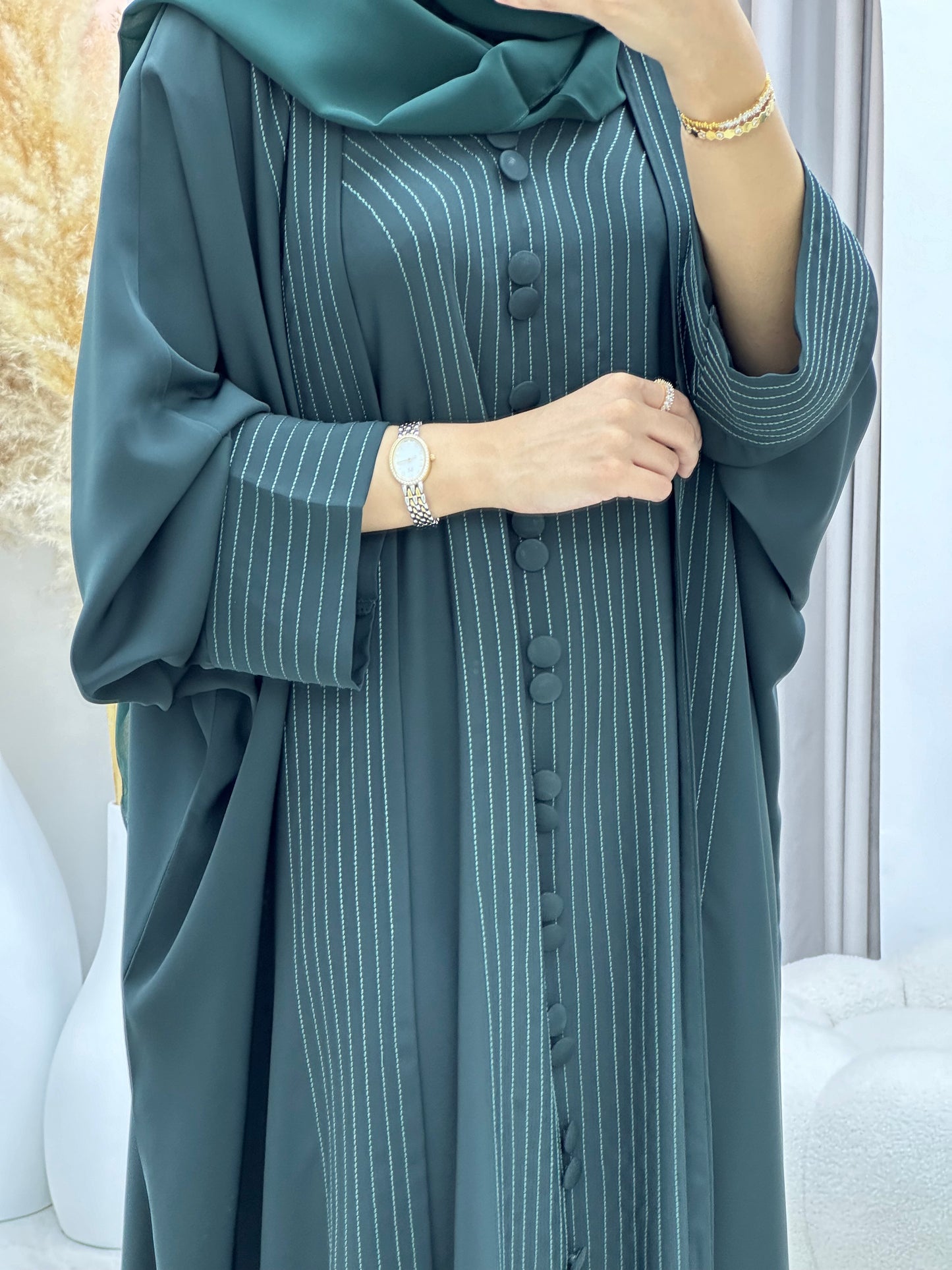 C 0252 Green Bisht Abaya Set