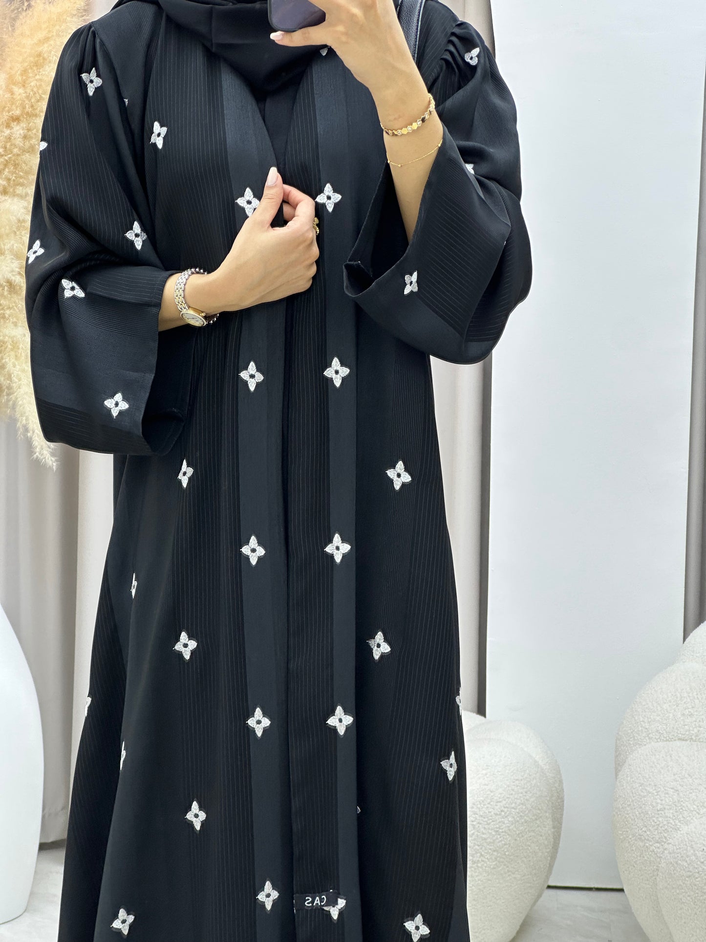 C 0486 Black Floral Work Abaya