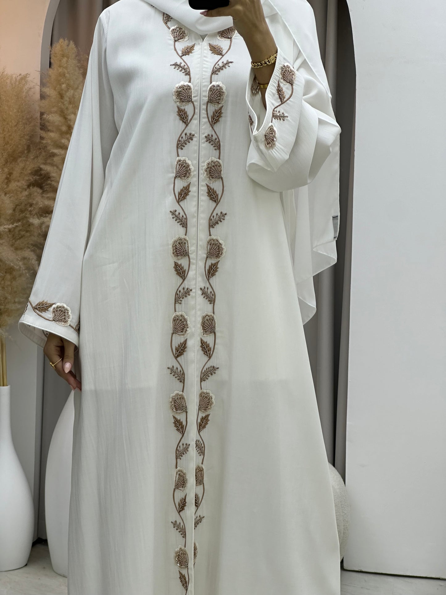 C 0079 White Lace Abaya