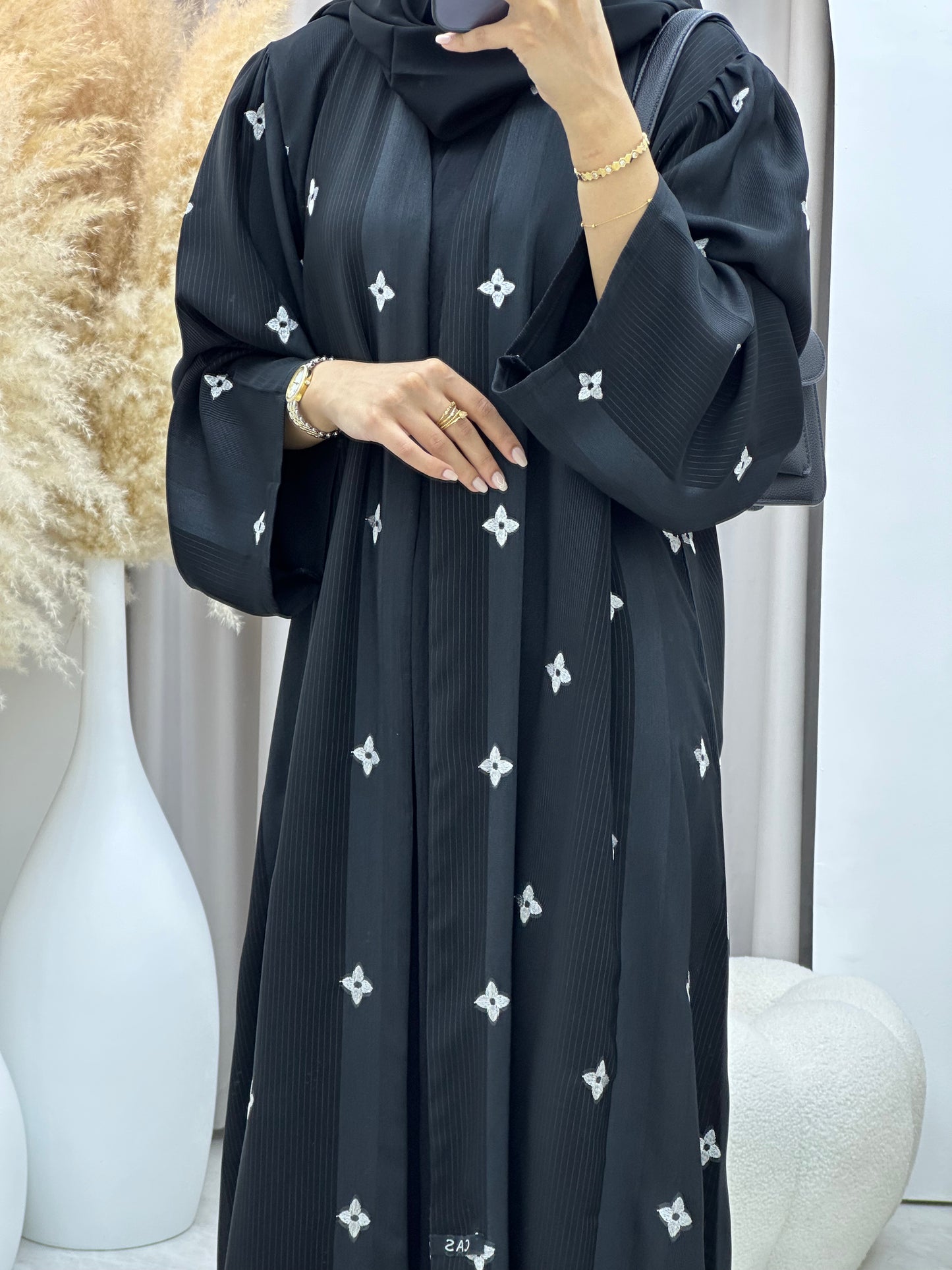 C 0486 Black Floral Work Abaya