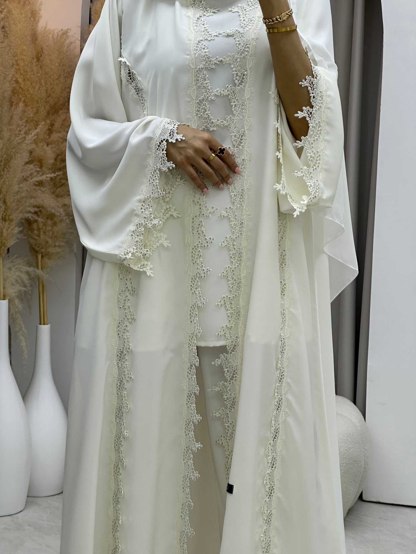 C 0080 White Lace Abaya