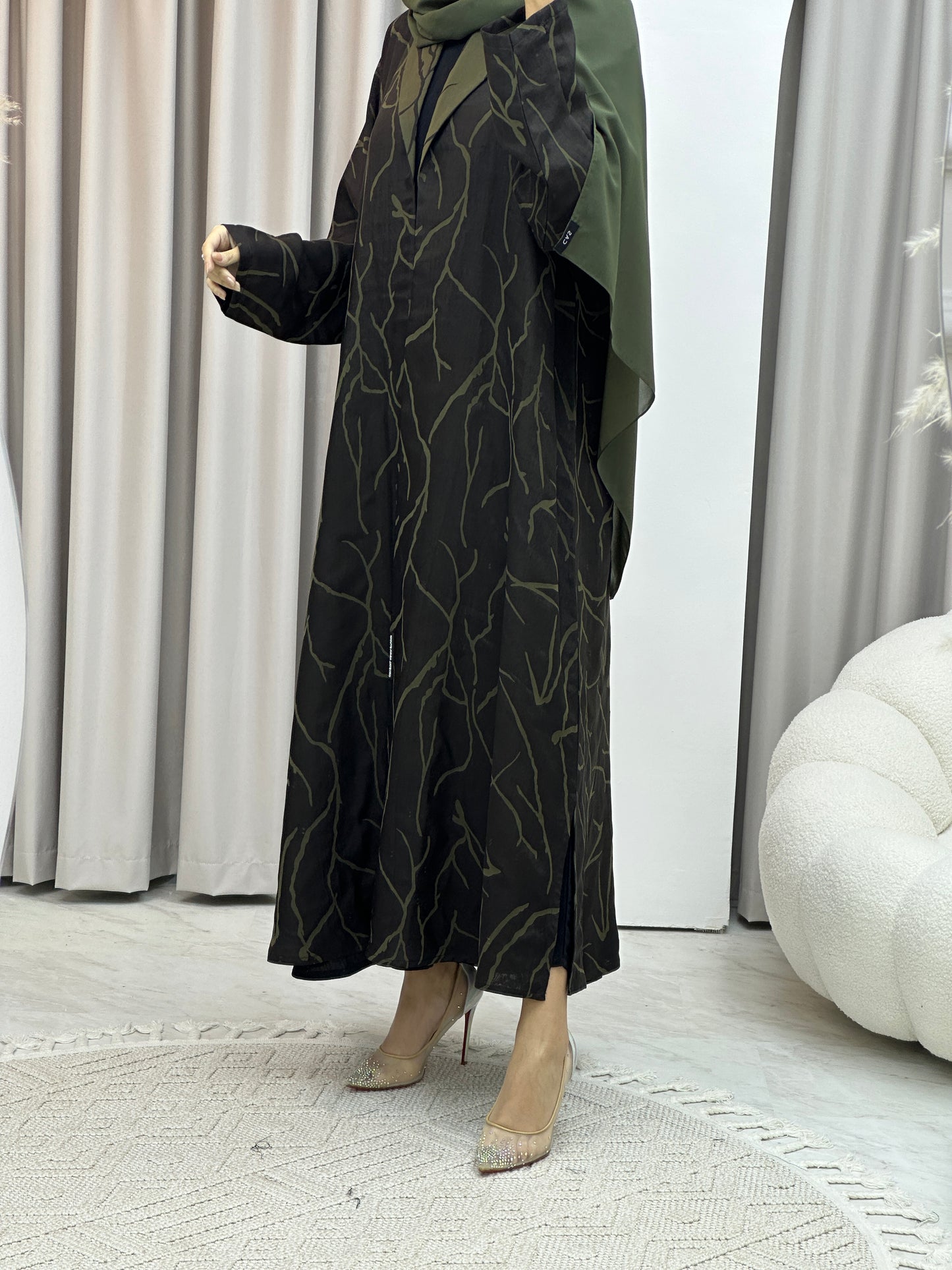 C Paint Stroke Winter Green Coat Abaya