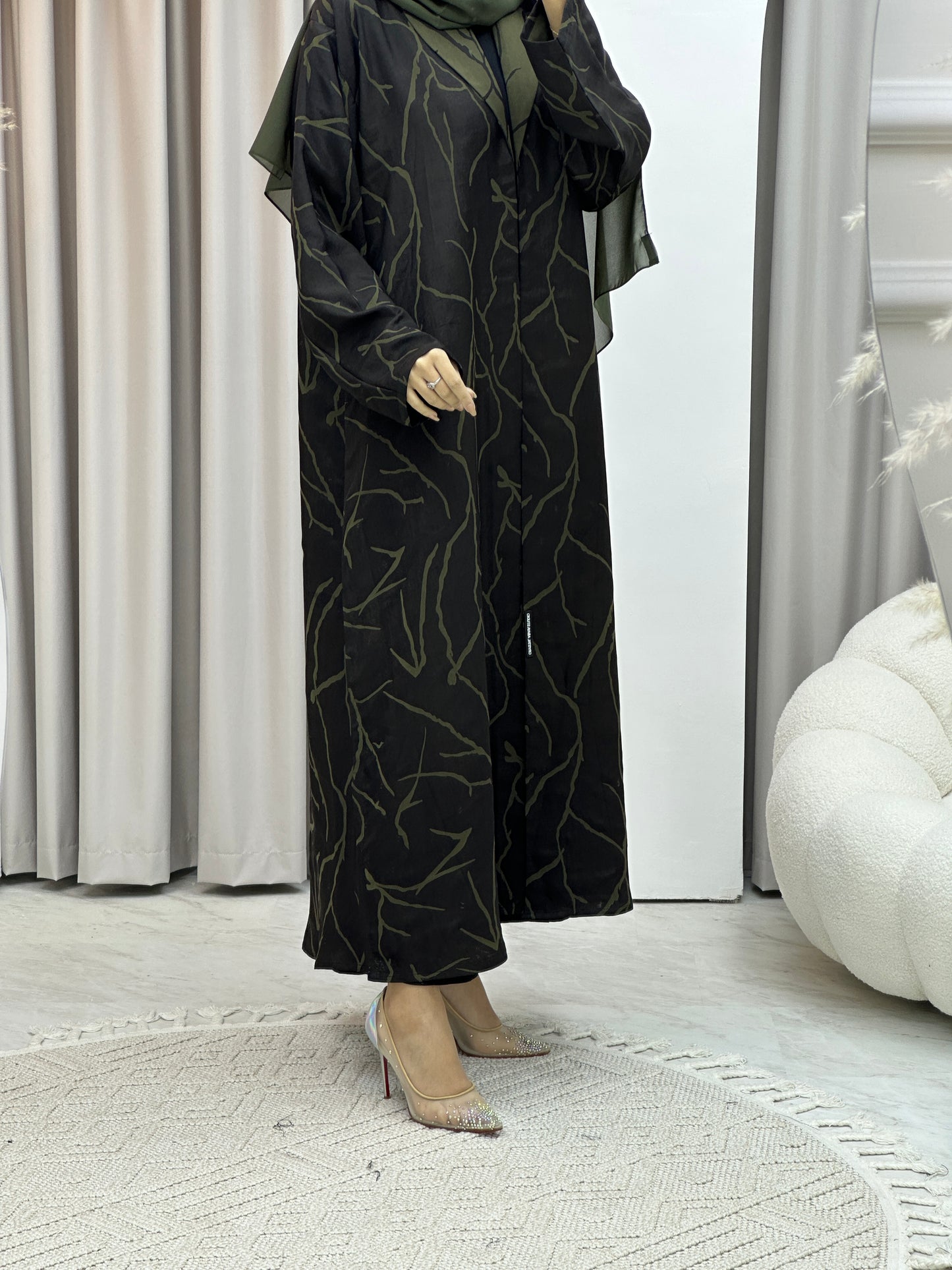 C Paint Stroke Winter Green Coat Abaya