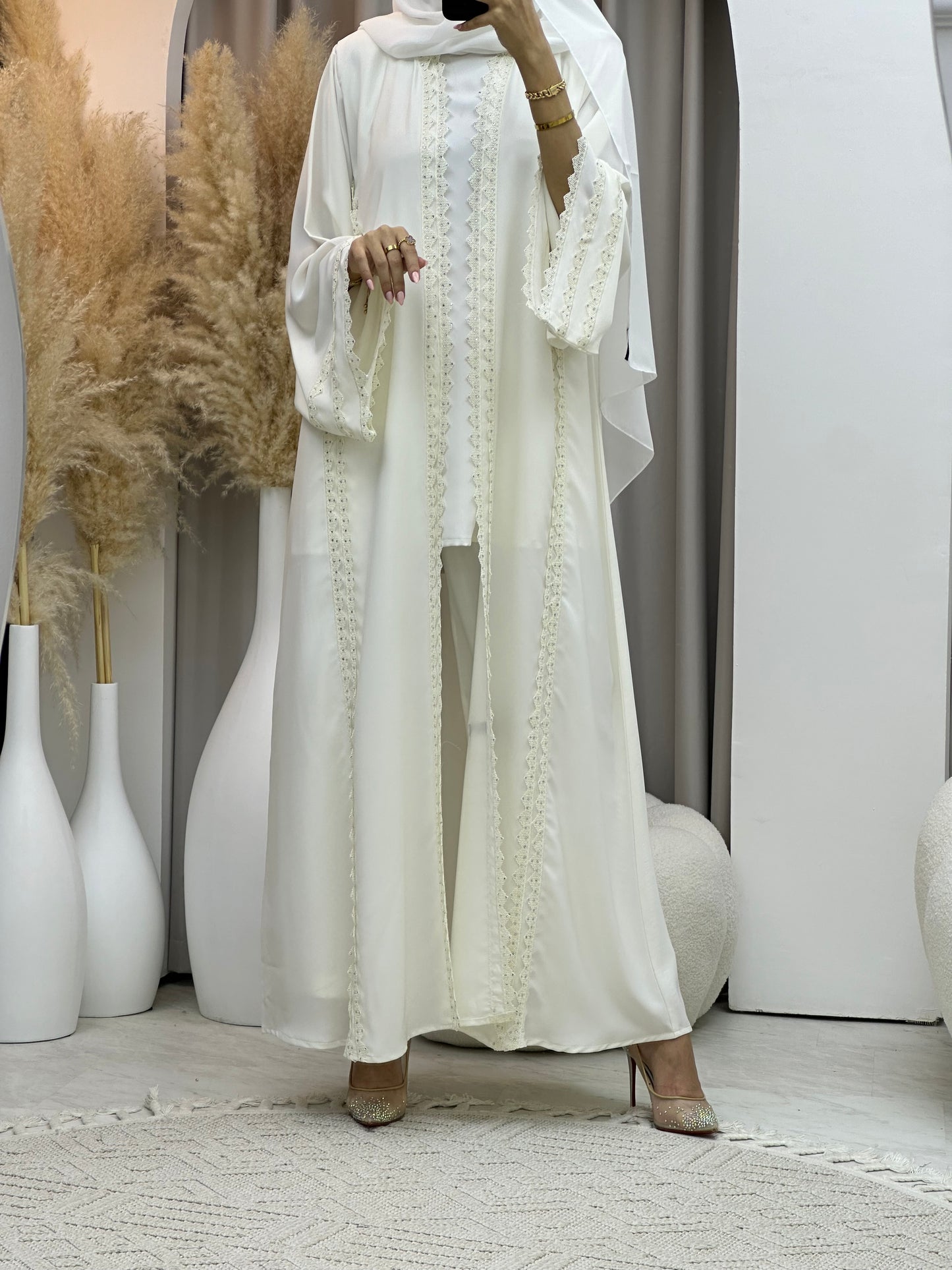 C 0082 White Lace Abaya