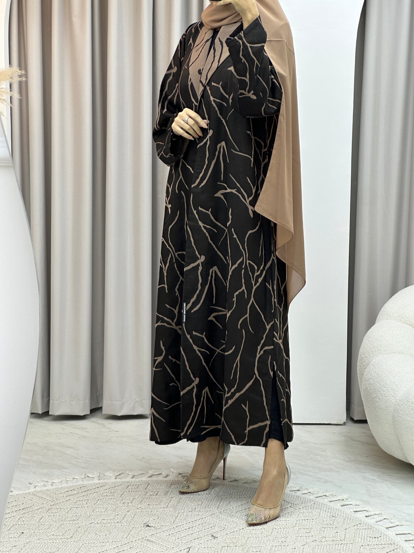C Paint Stroke Winter Beige Coat Abaya