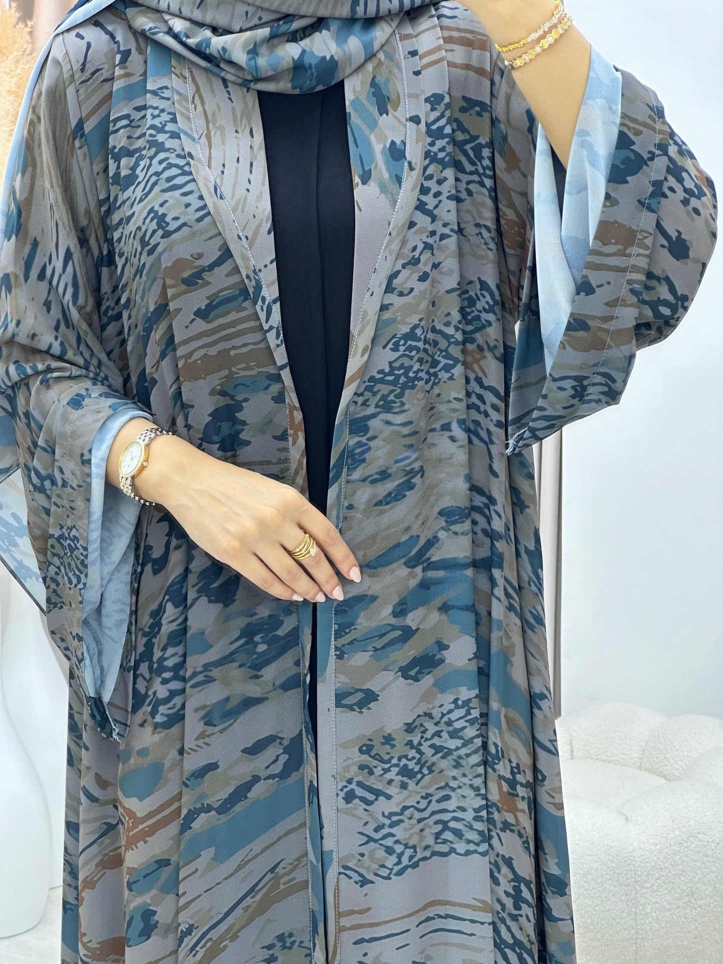 C 0258-02 Peacock Print Abaya