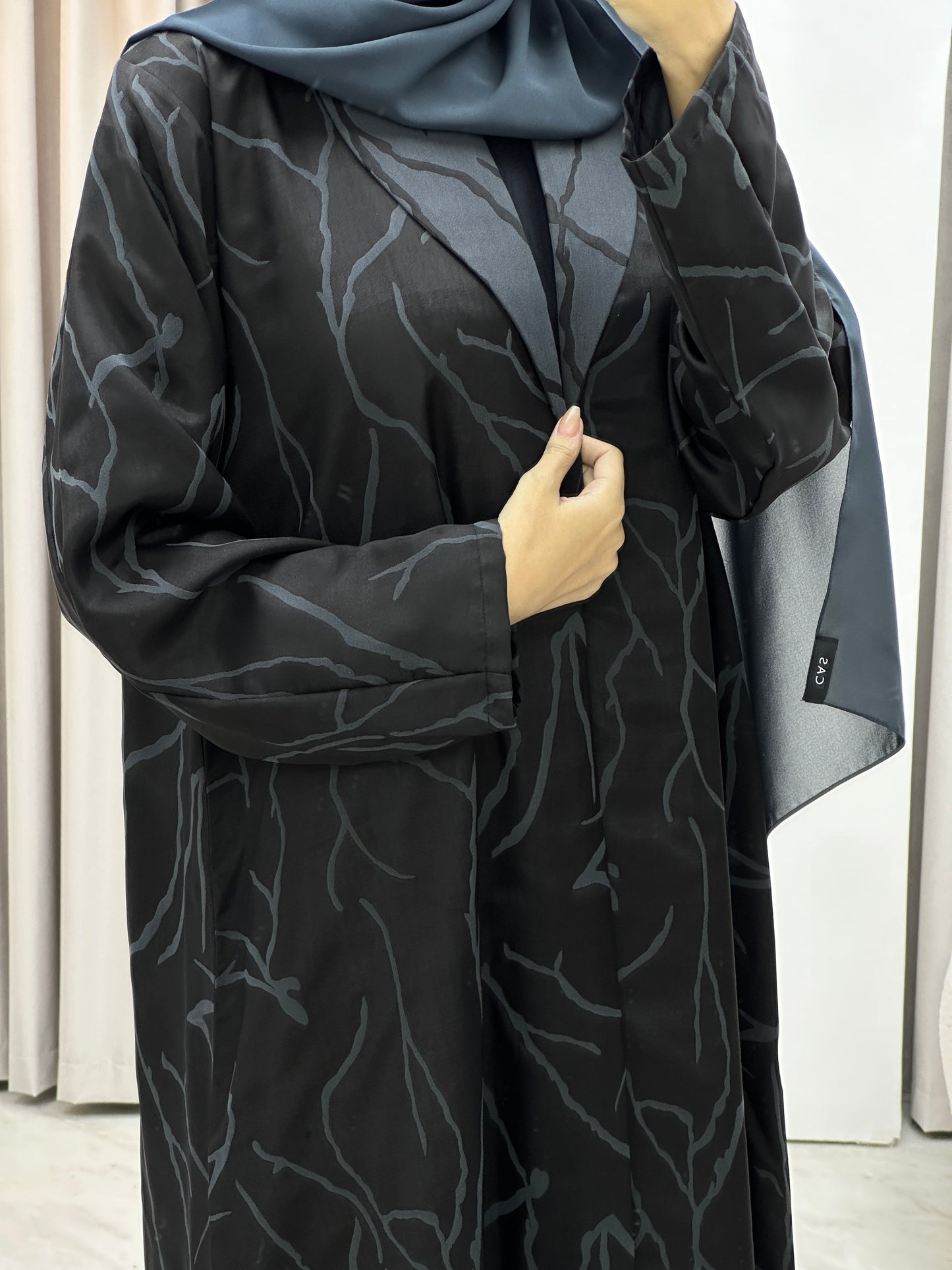 C RTW Paint Stroke Winter Grey Coat Abaya