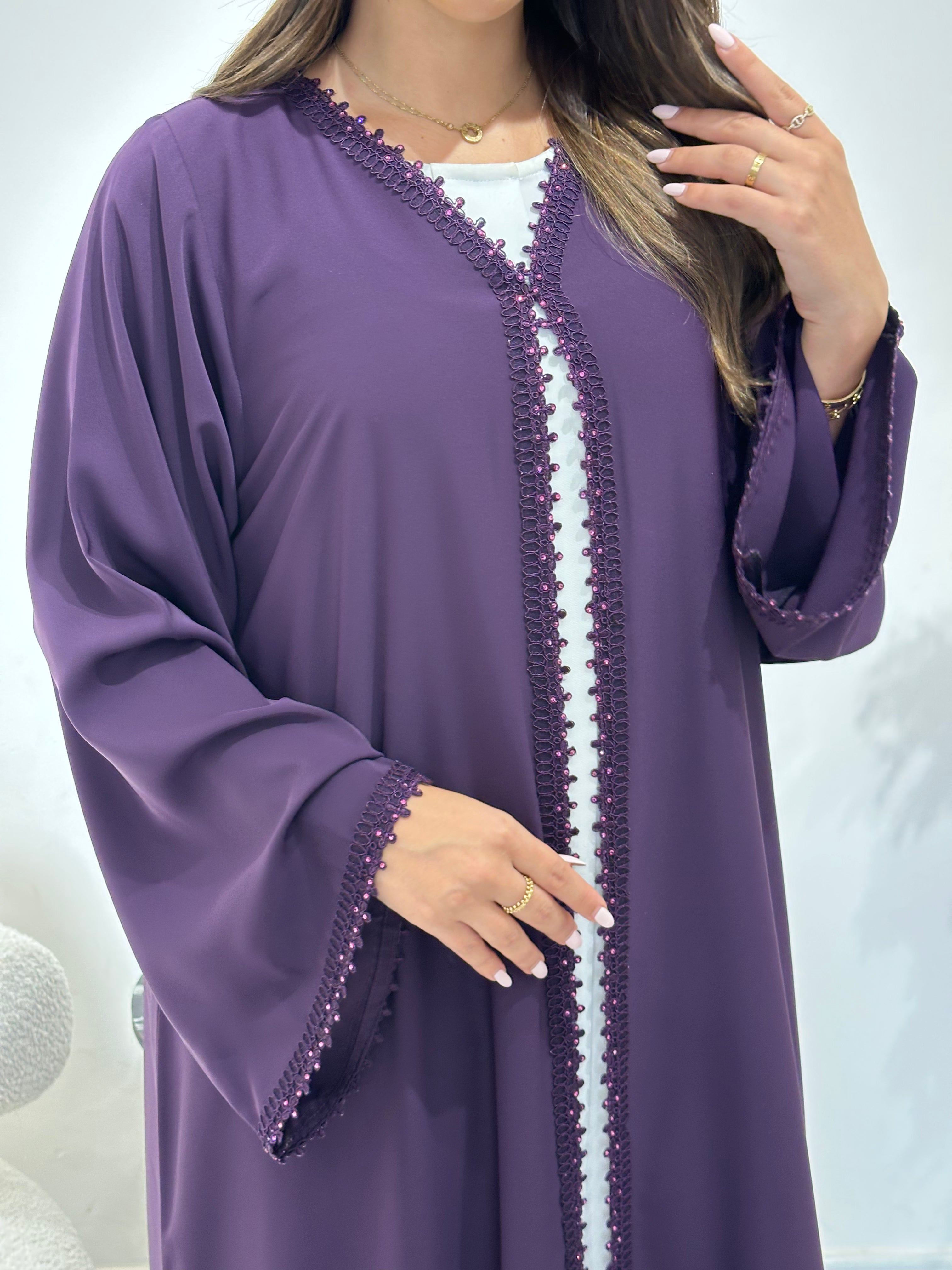 C 1446 Grape Lace Abaya