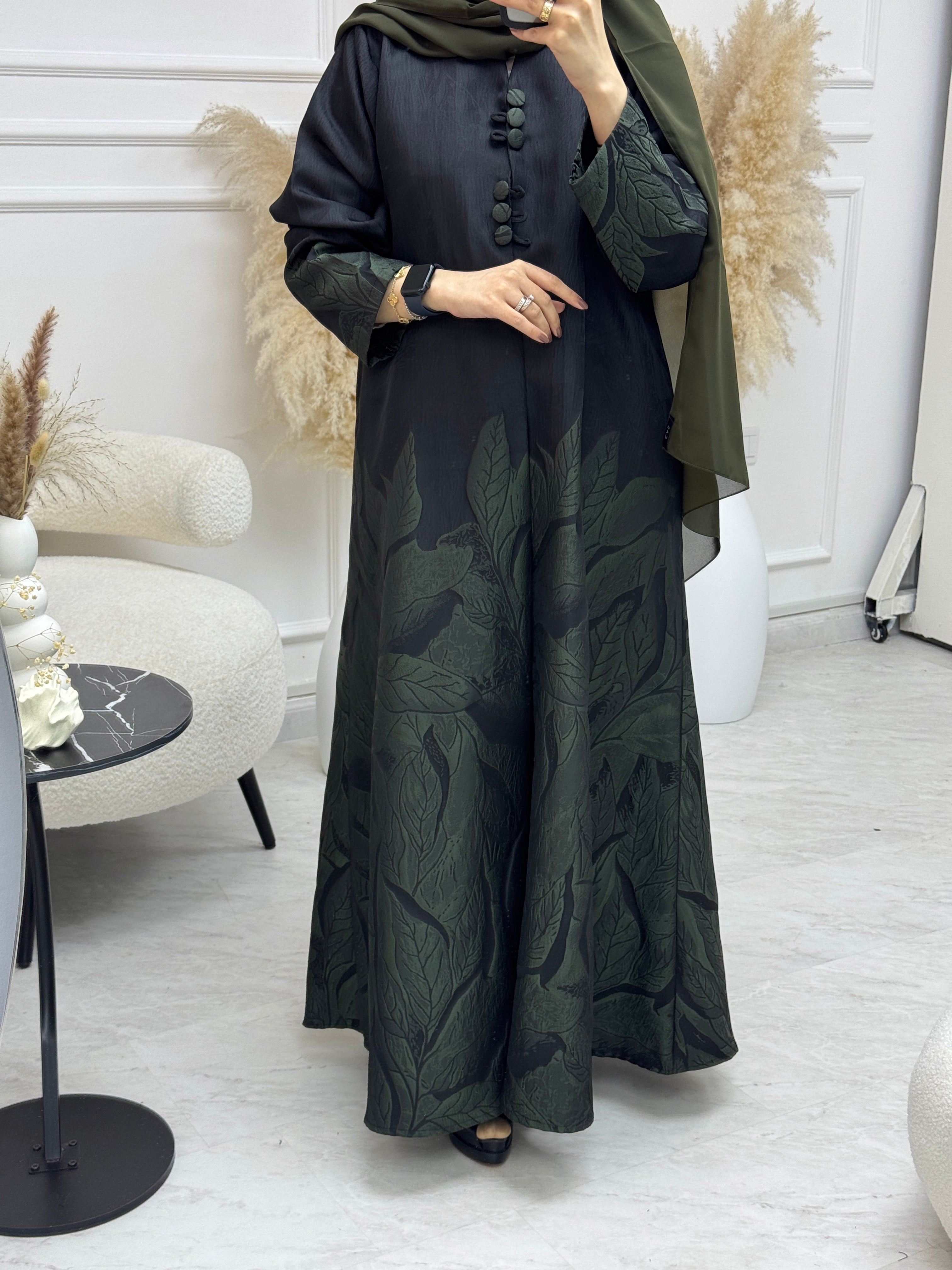 C 1095-01 Green Printed Abaya