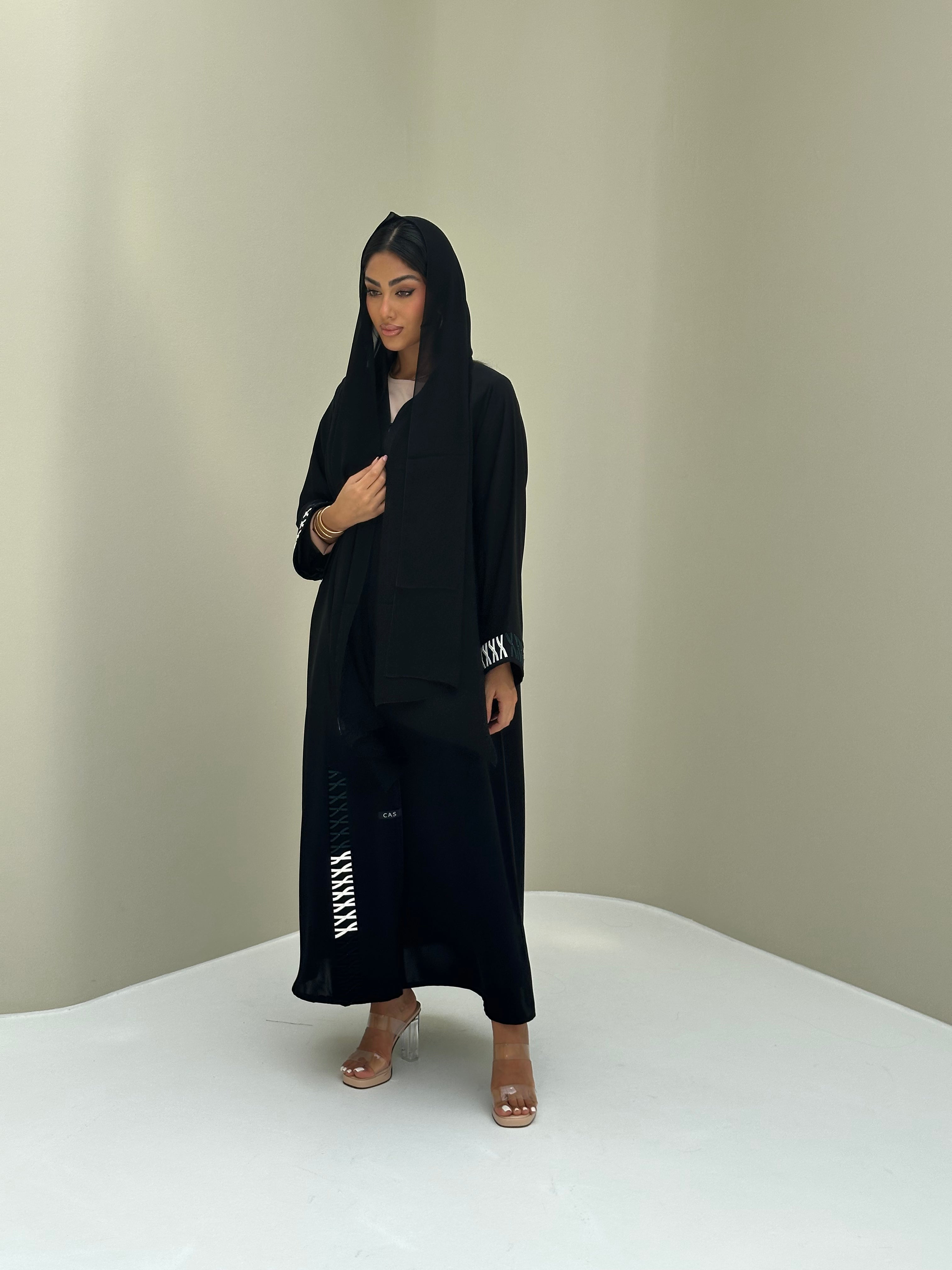 C 0490 Black Emirati National Day Abaya-4