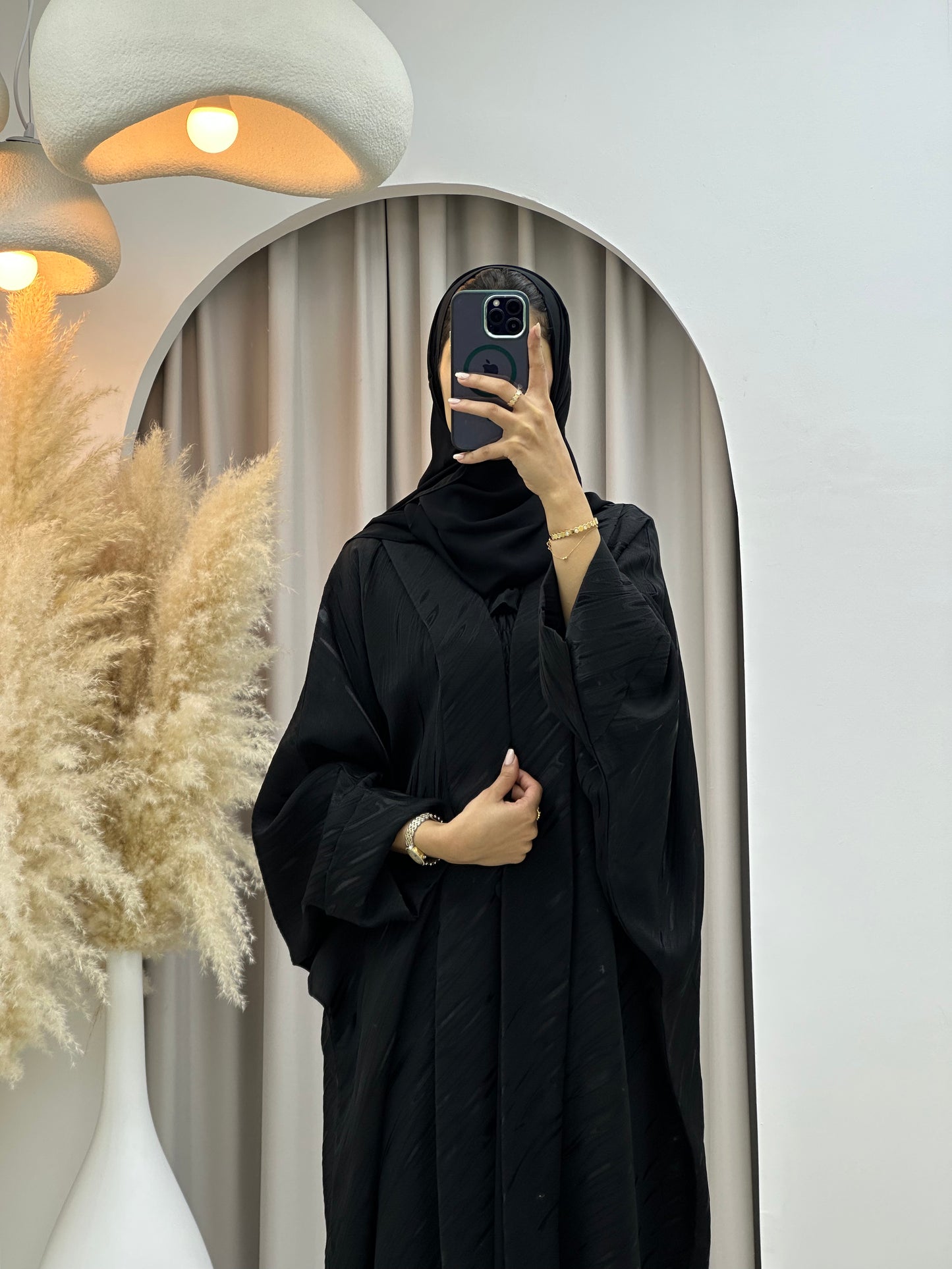 C 0487 Black Bisht Abaya