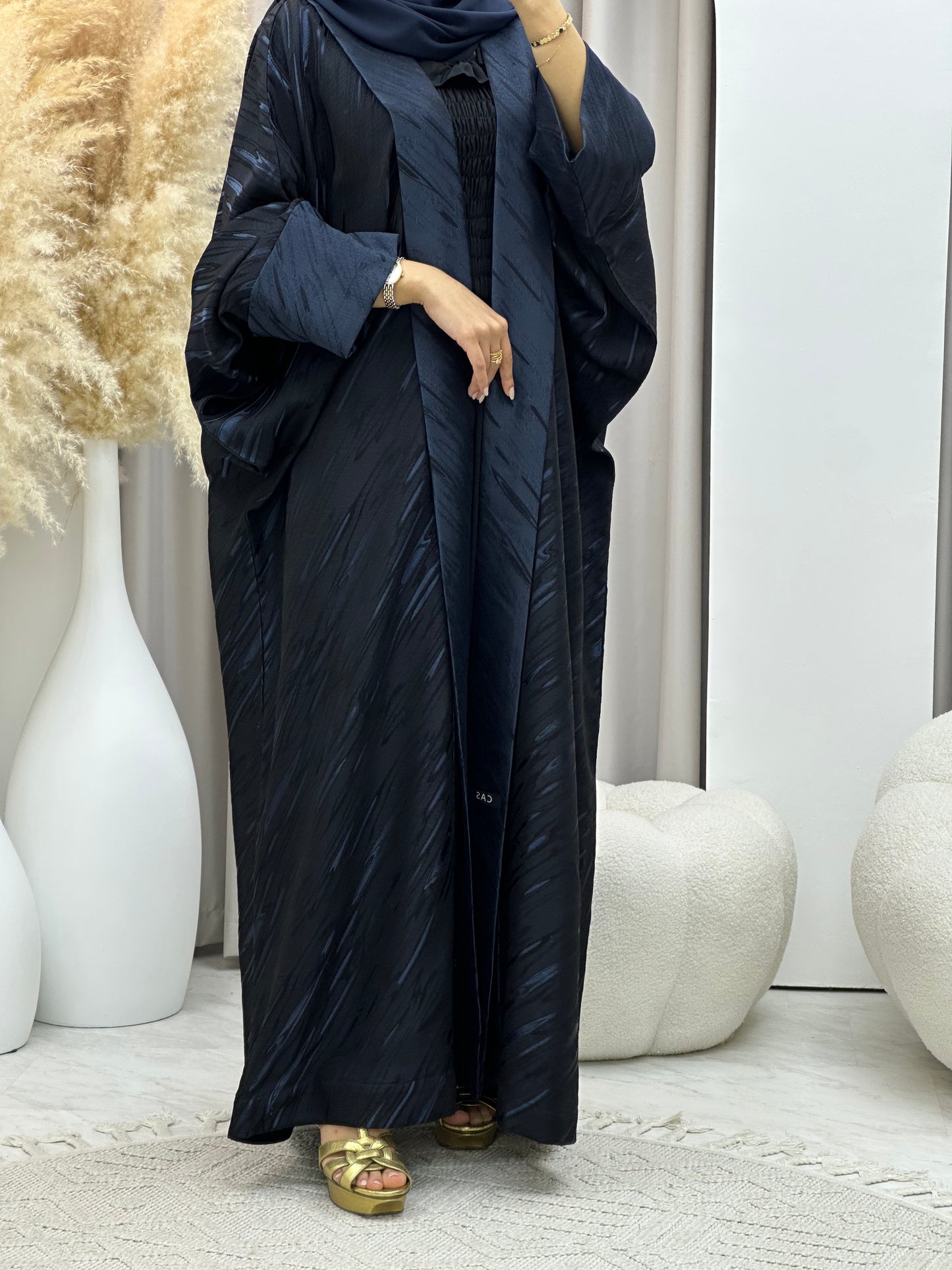 C 0487 Black Blue Bisht Abaya