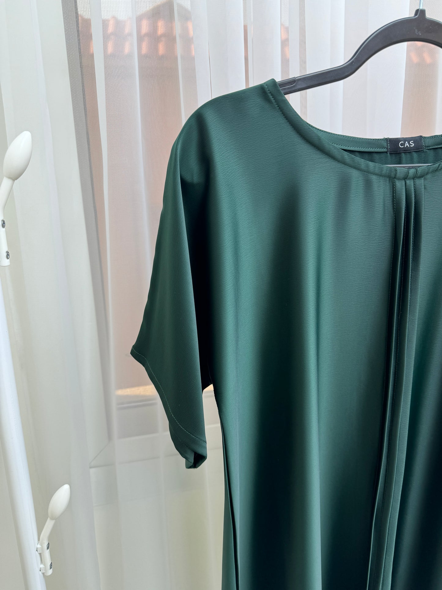 C 001-01 Green Pleats Under Abaya Dress