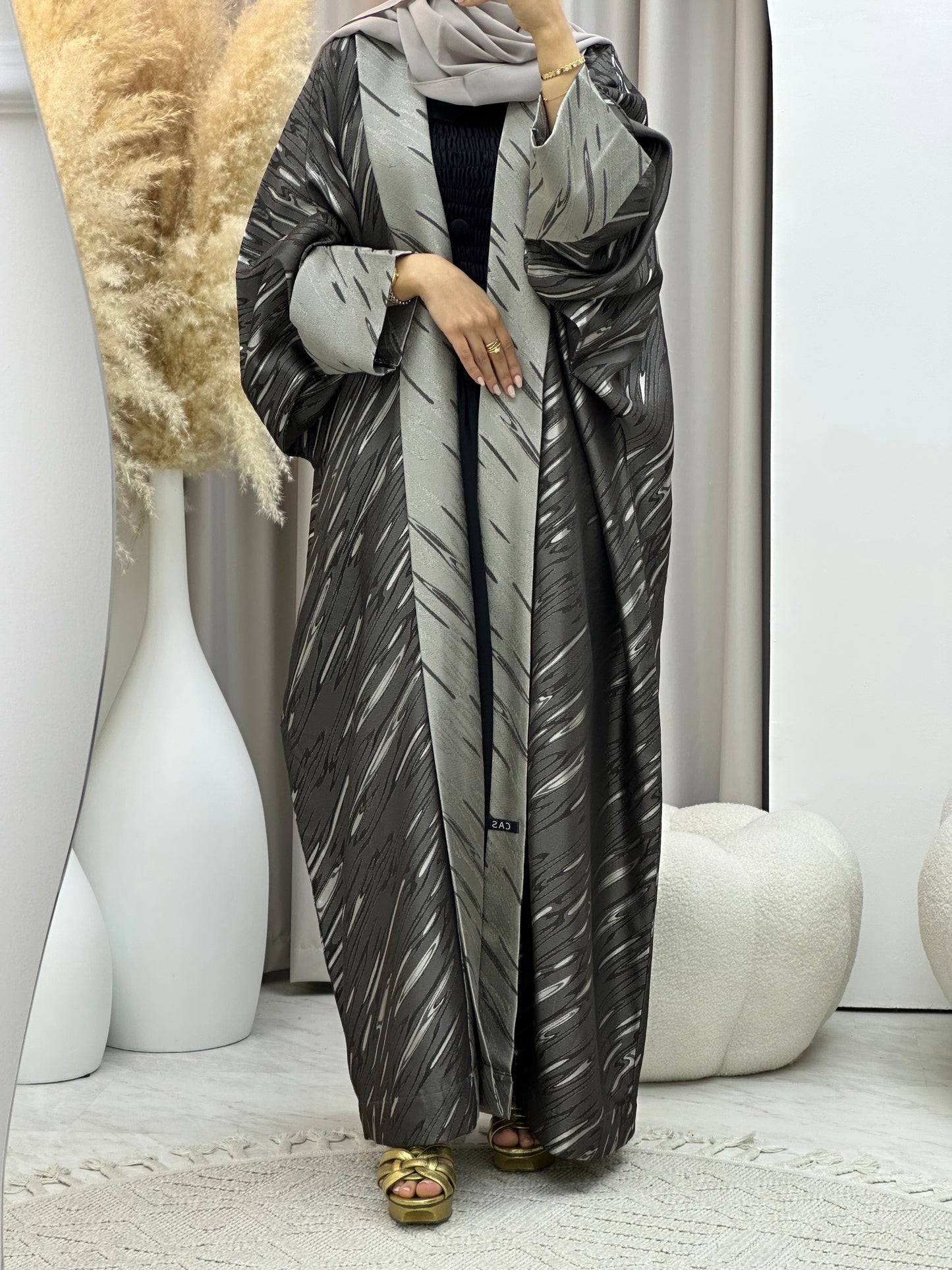 C 0487 Grey Silver Bisht Abaya