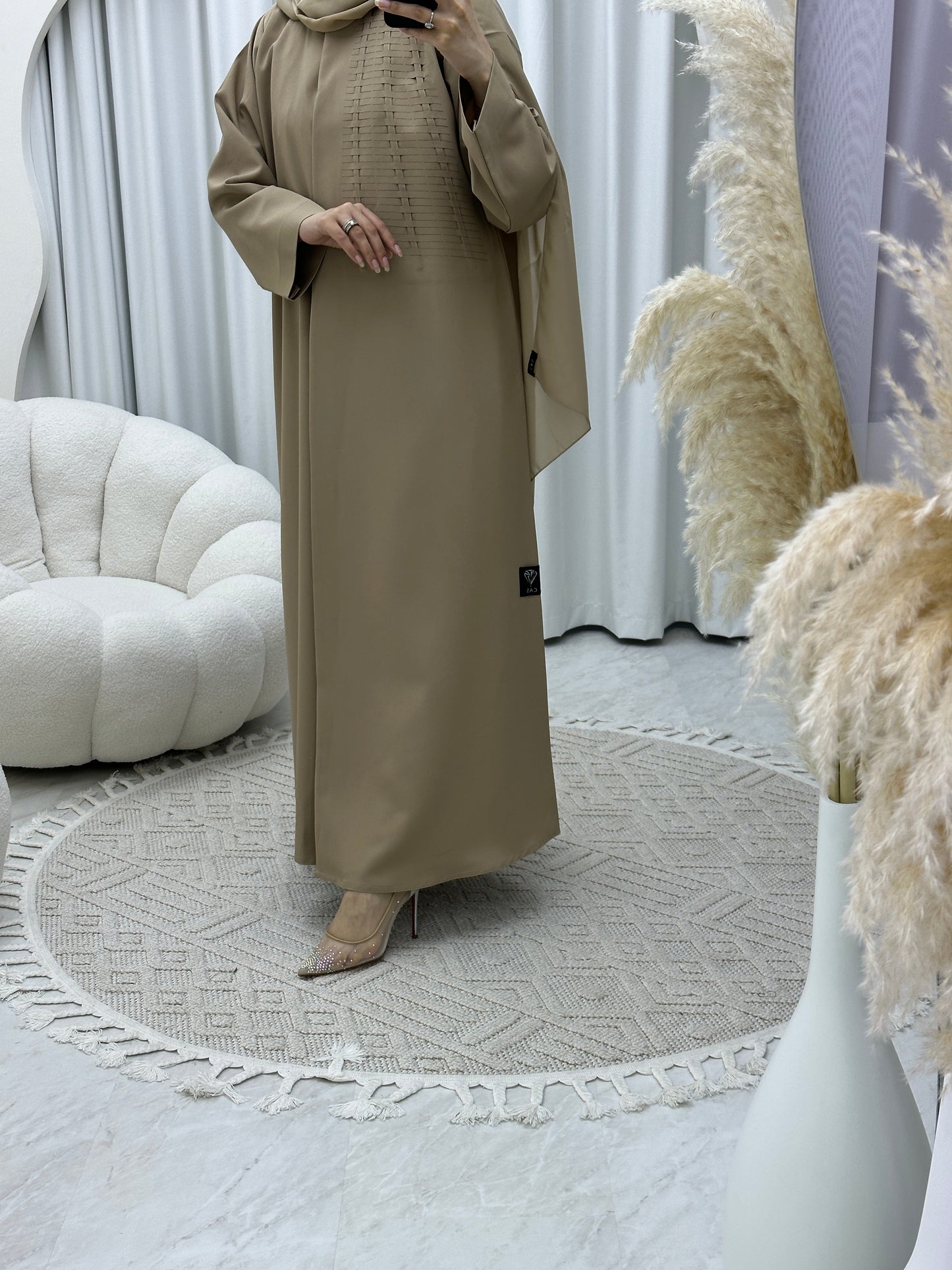 C RTW Weave Beige Abaya