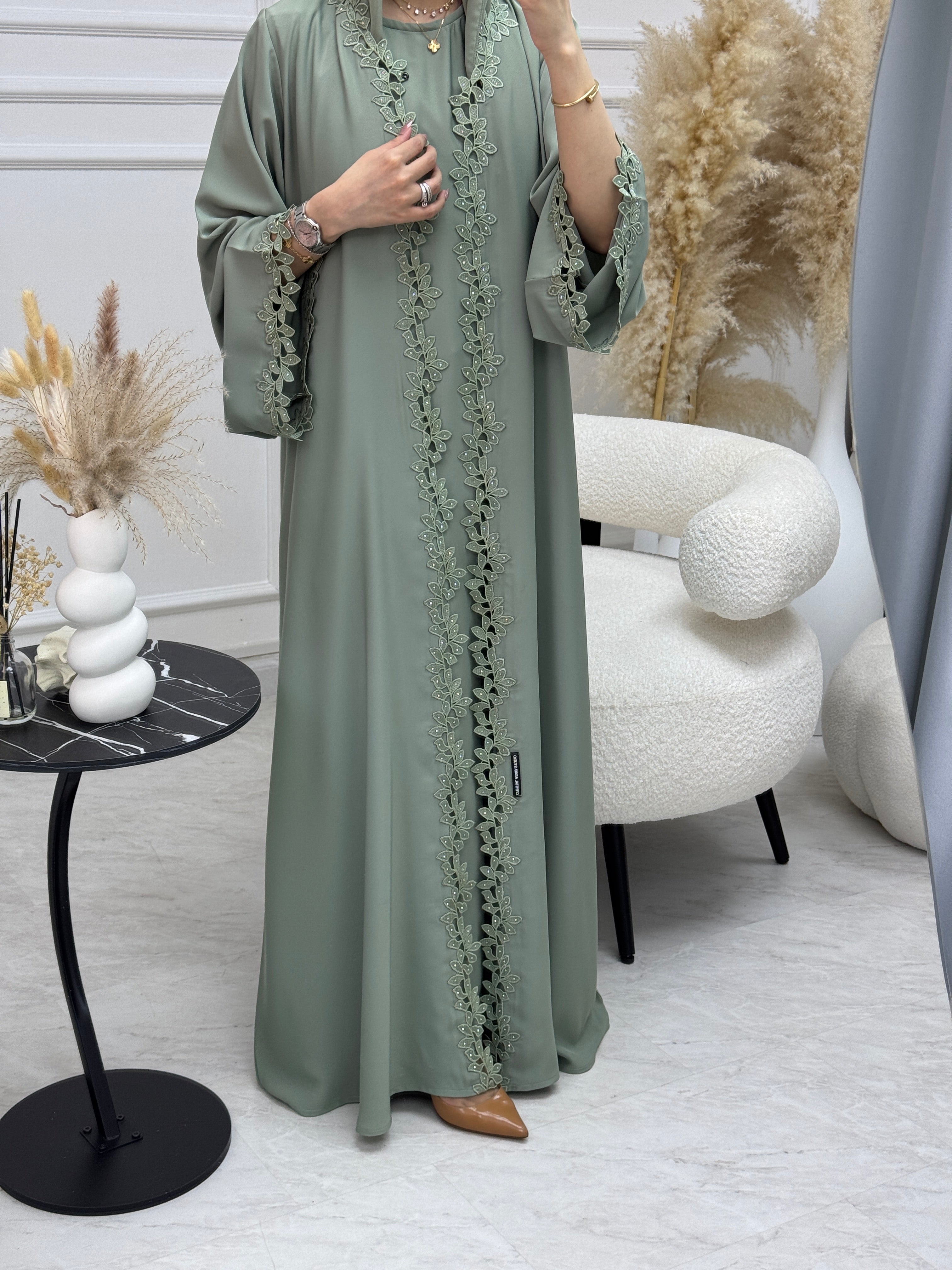 C 1109 Sweet Mint Lace Abaya