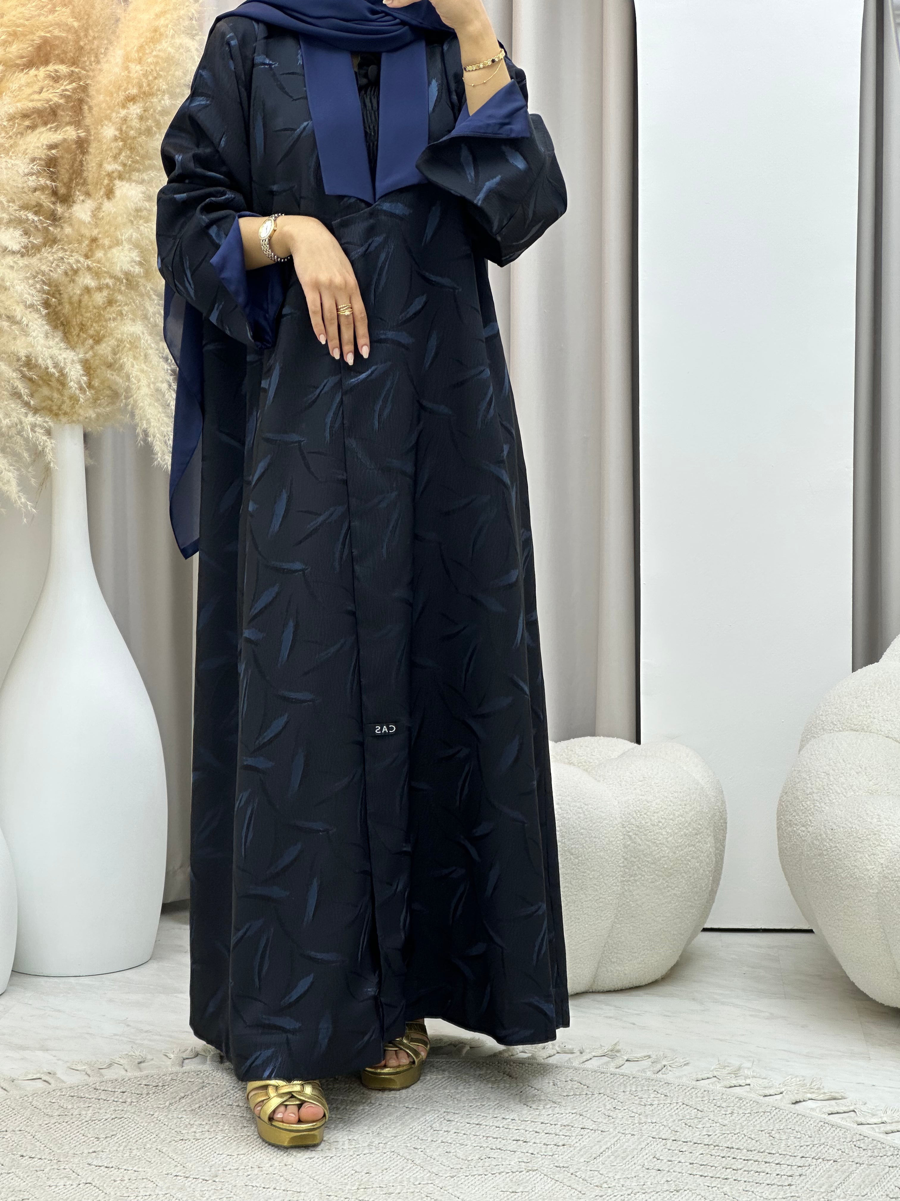 C RTW 0488 Black Blue Abaya